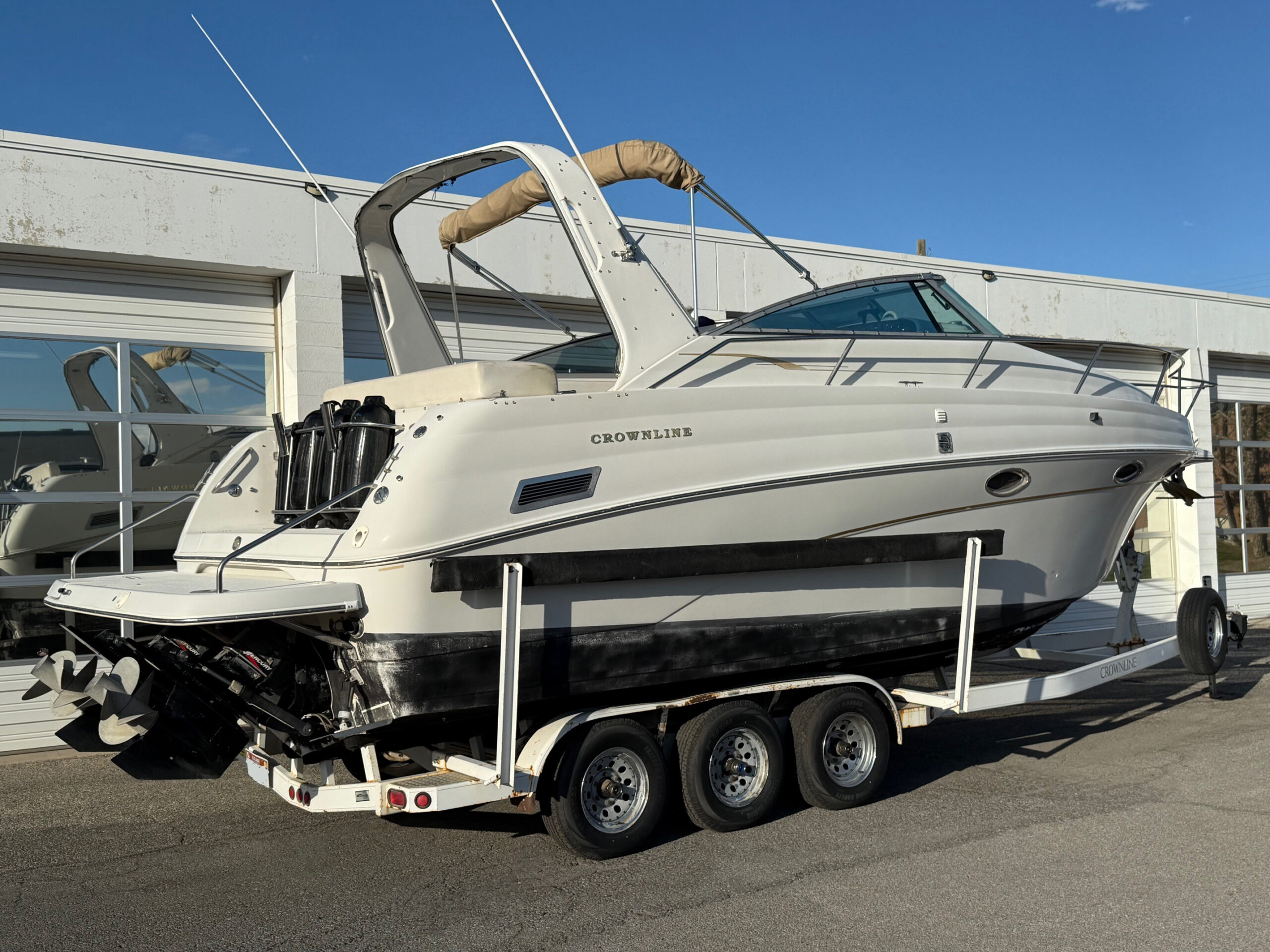 2001 29' Crownline "290 CR" - Image 3