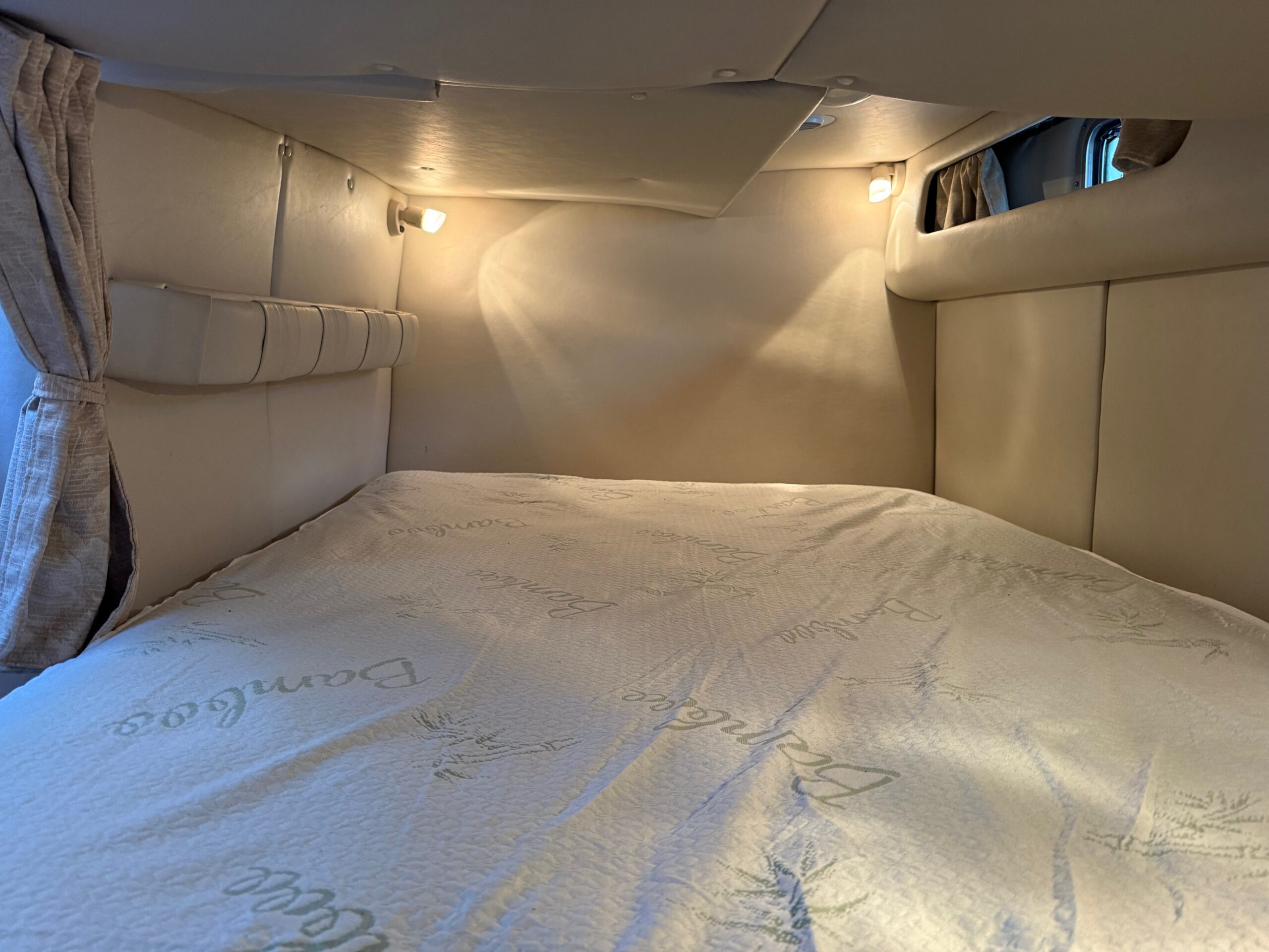 2001 29' Crownline "290 CR" - Image 30