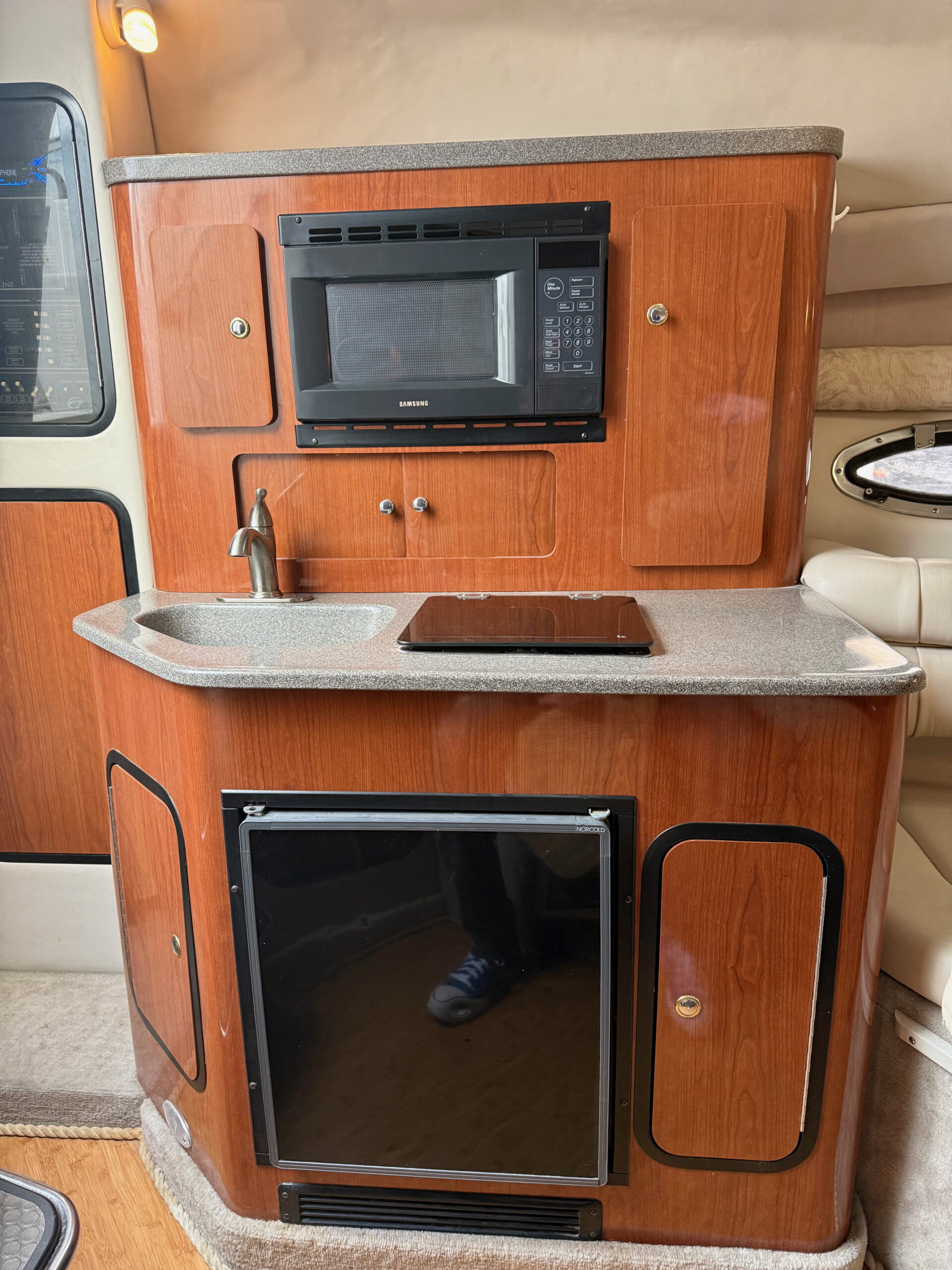 2001 29' Crownline "290 CR" - Image 31