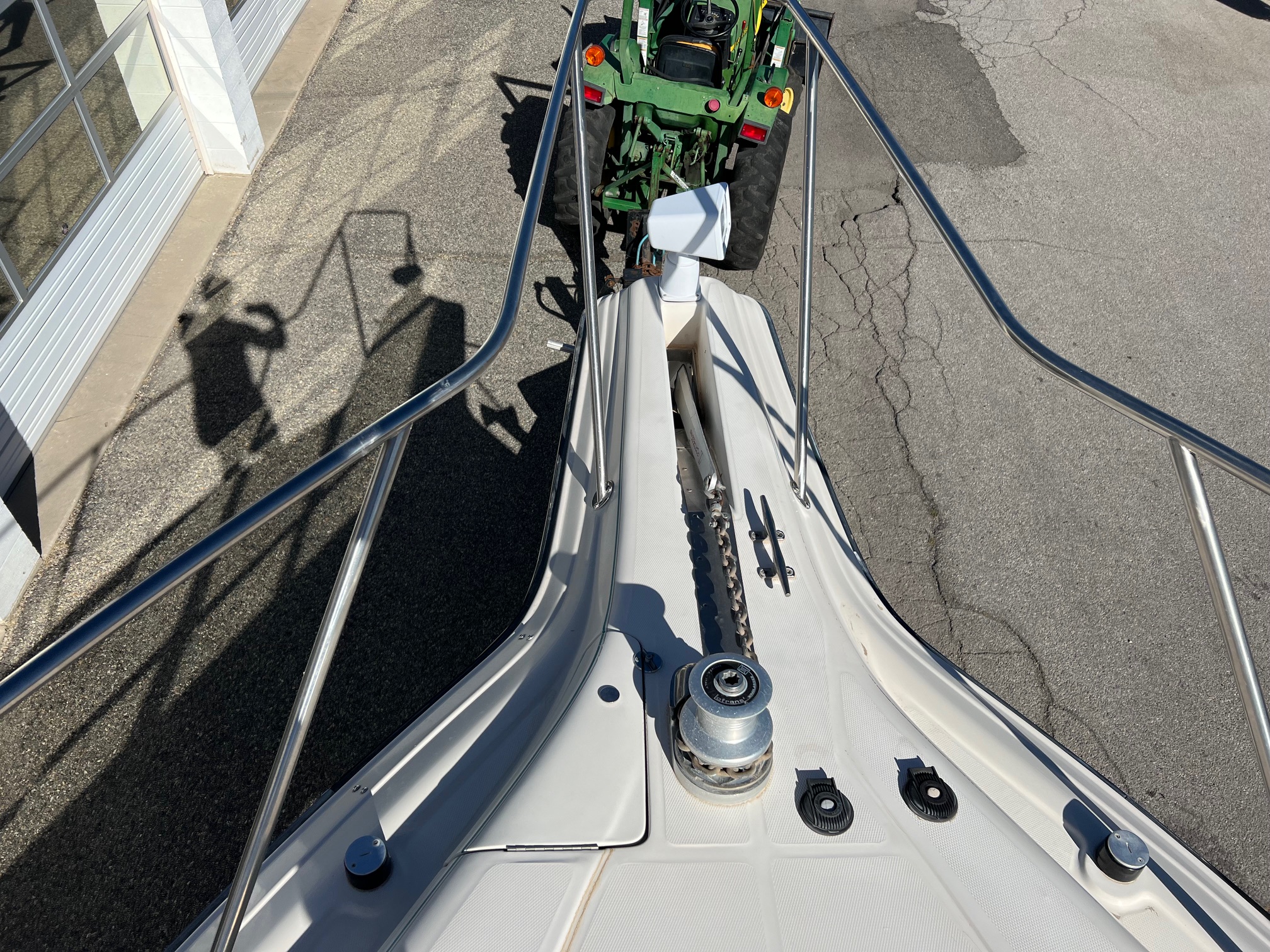 1995 40' Regal "Commodore 402" Yacht - Image 11