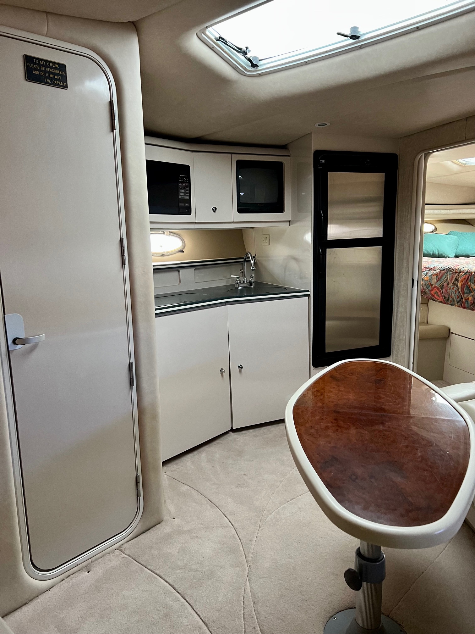 1995 40' Regal "Commodore 402" Yacht - Image 35