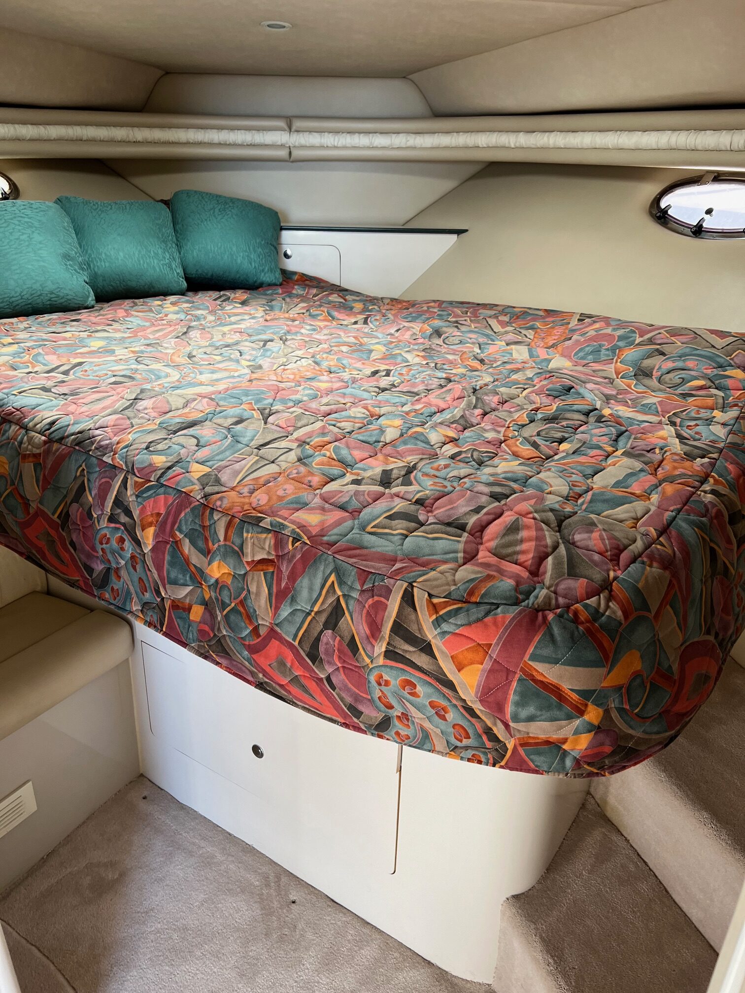 1995 40' Regal "Commodore 402" Yacht - Image 39