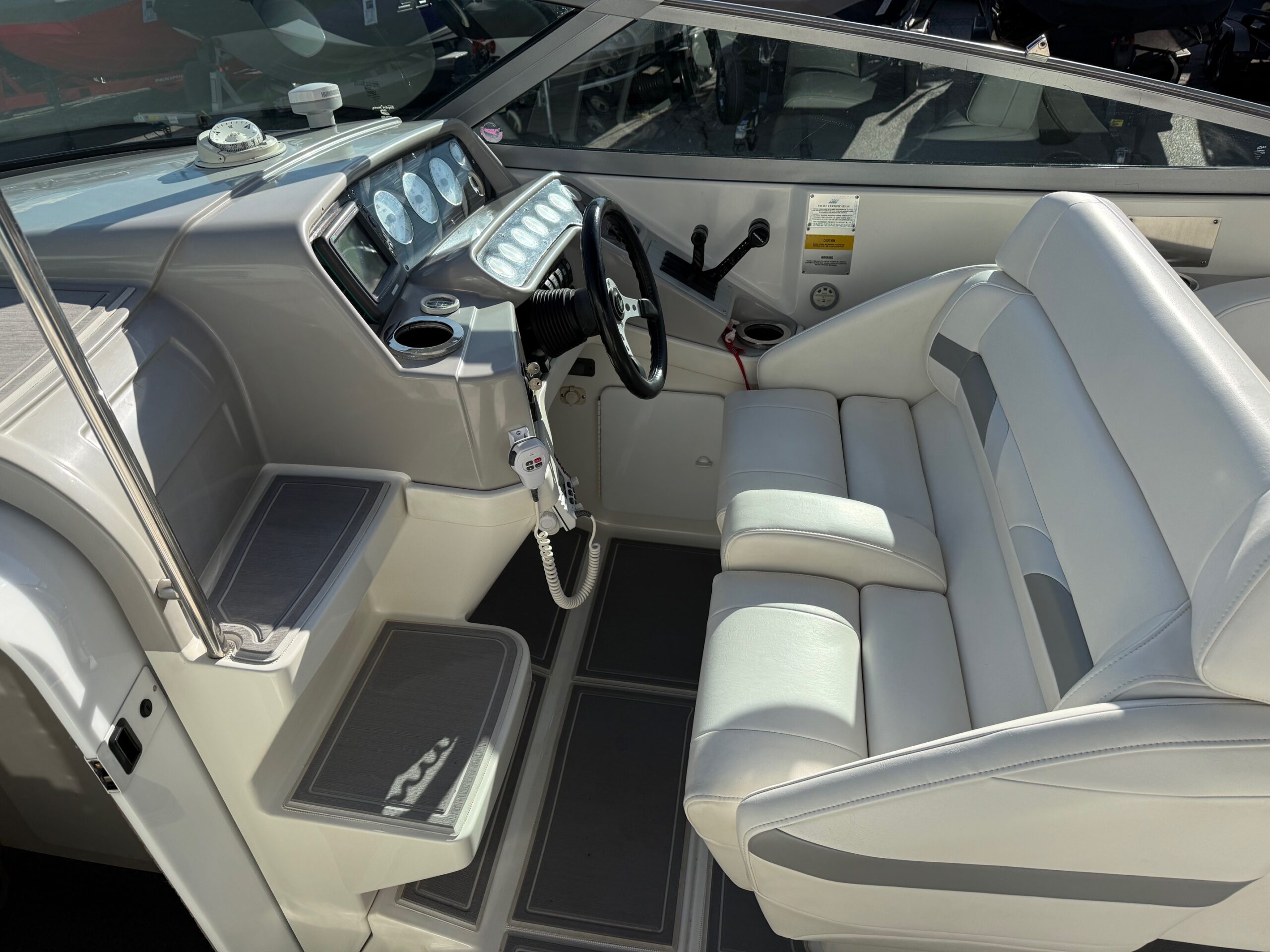 2001 28' Formula "280 Sun Sport" Cuddy - Image 19