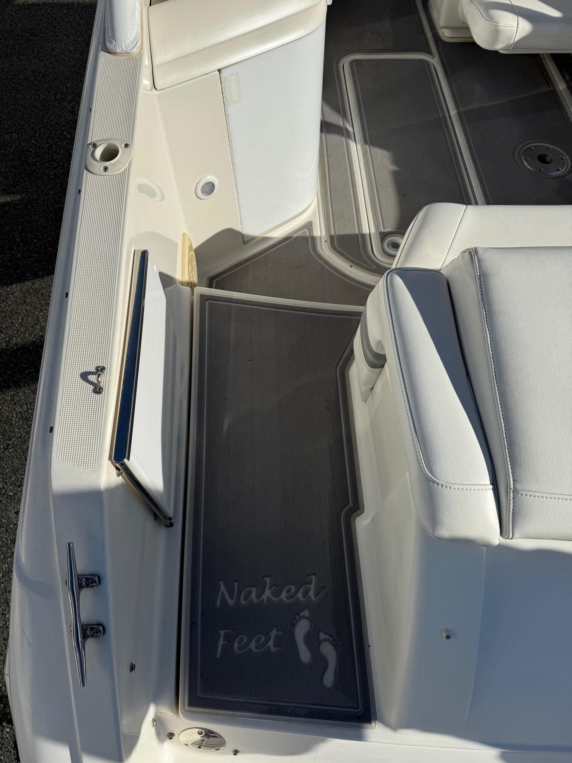 2001 28' Formula "280 Sun Sport" Cuddy - Image 17