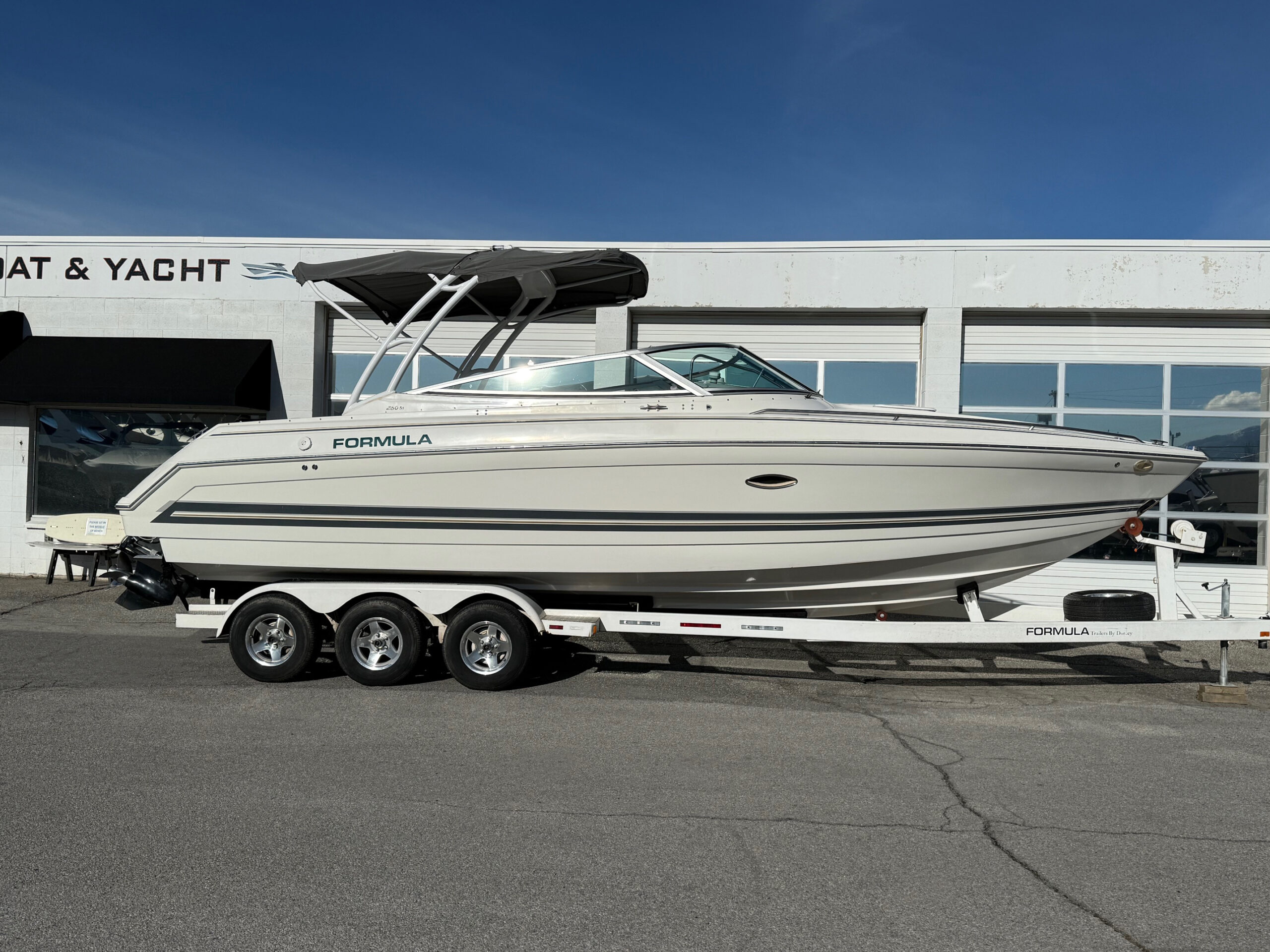 2001 28' Formula "280 Sun Sport" Cuddy