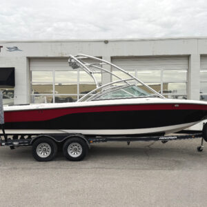 2006 23' Moomba "MOBIUS XLV" Bowrider