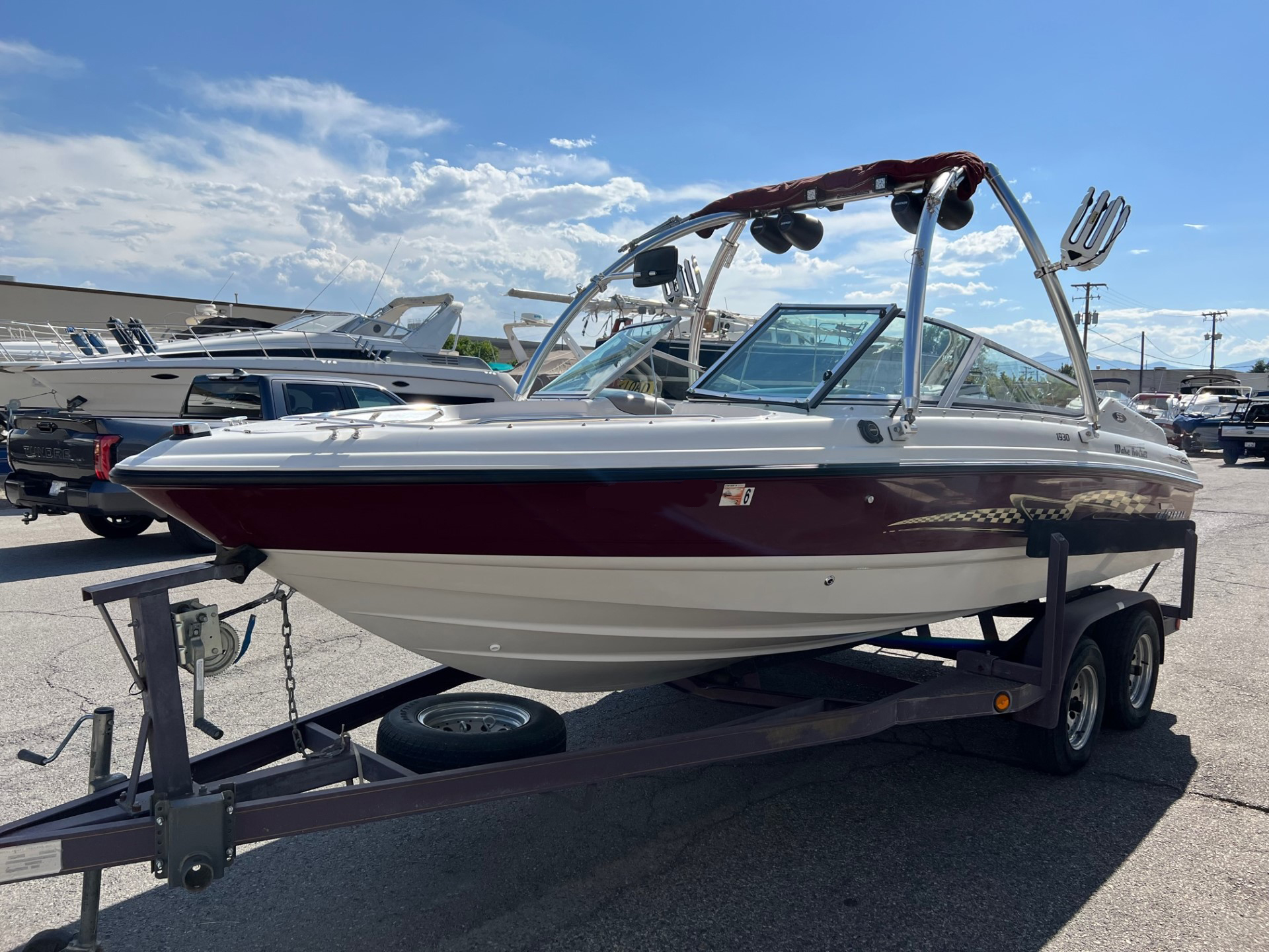 1994 19' Chaparral "1930 SS" Bowrider