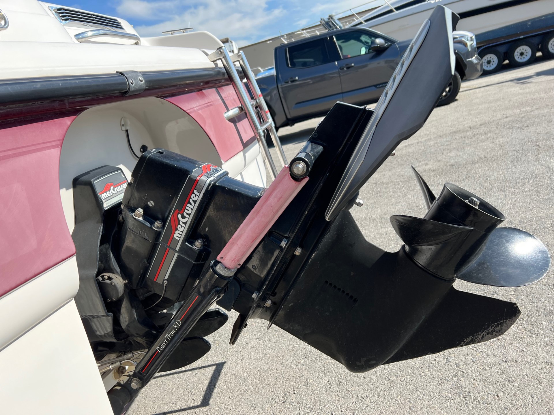 1994 19' Chaparral "1930 SS" Bowrider - Image 6