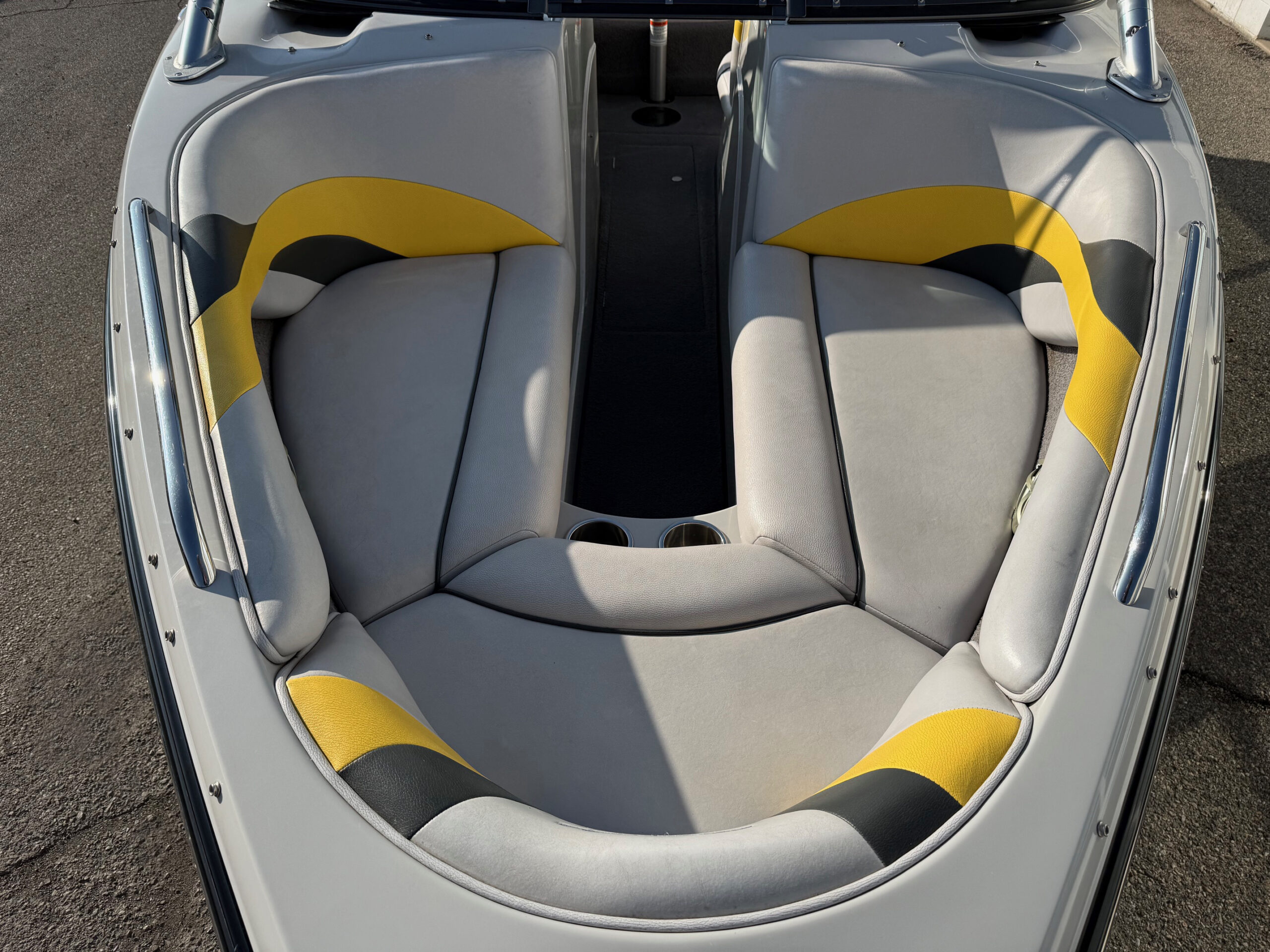 2008 22' Moomba "MOBIUS LS" Bowrider - Image 10