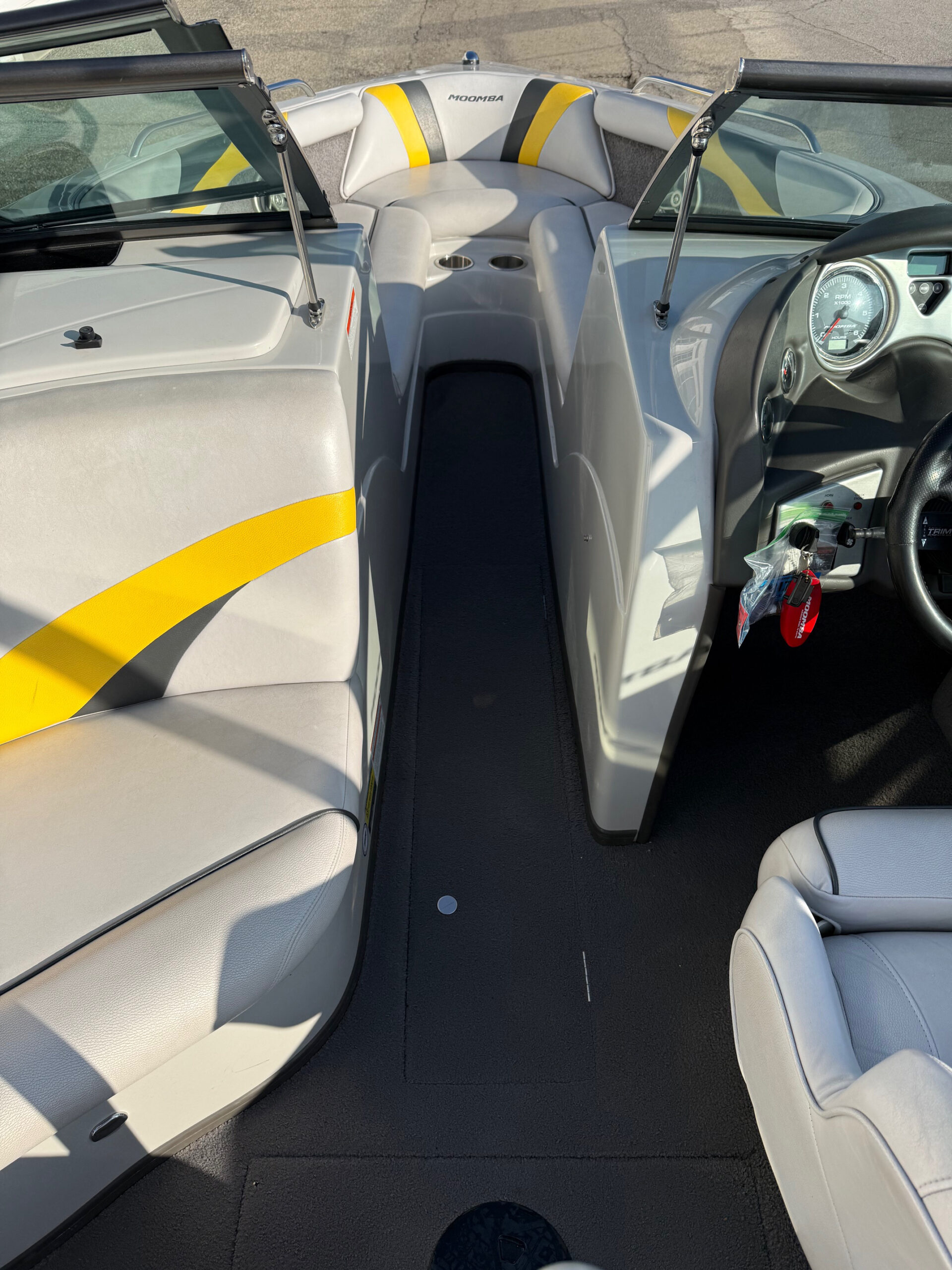 2008 22' Moomba "MOBIUS LS" Bowrider - Image 14