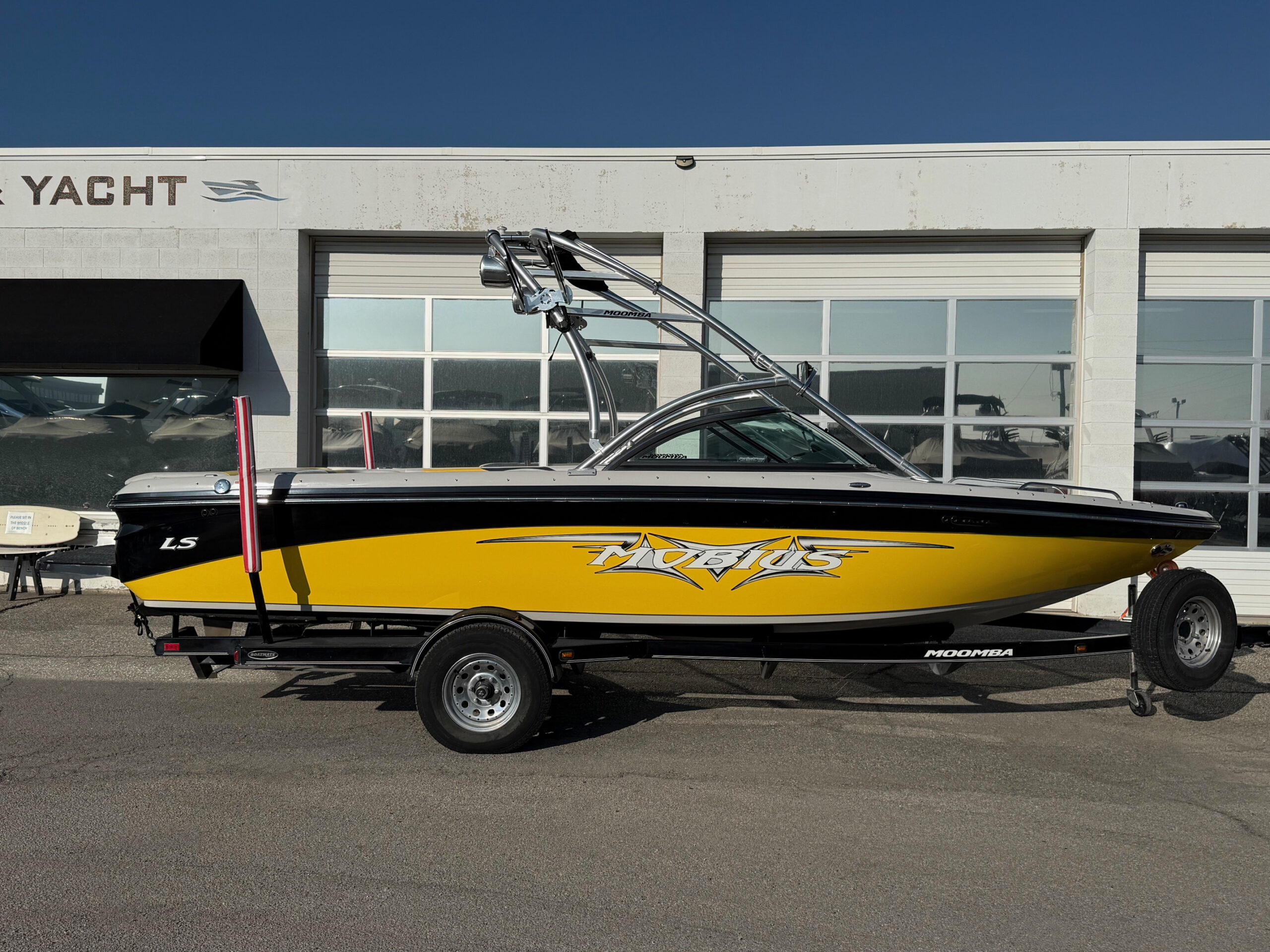 2008 22' Moomba "MOBIUS LS" Bowrider