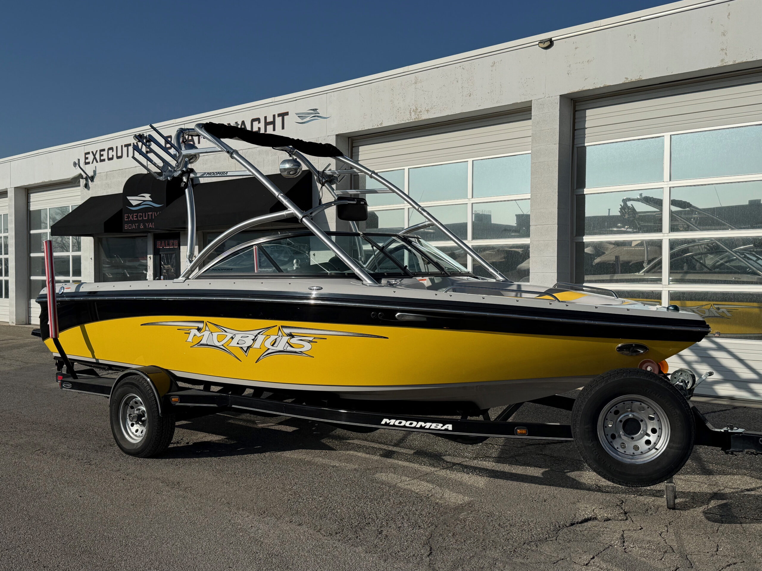 2008 22' Moomba "MOBIUS LS" Bowrider - Image 2