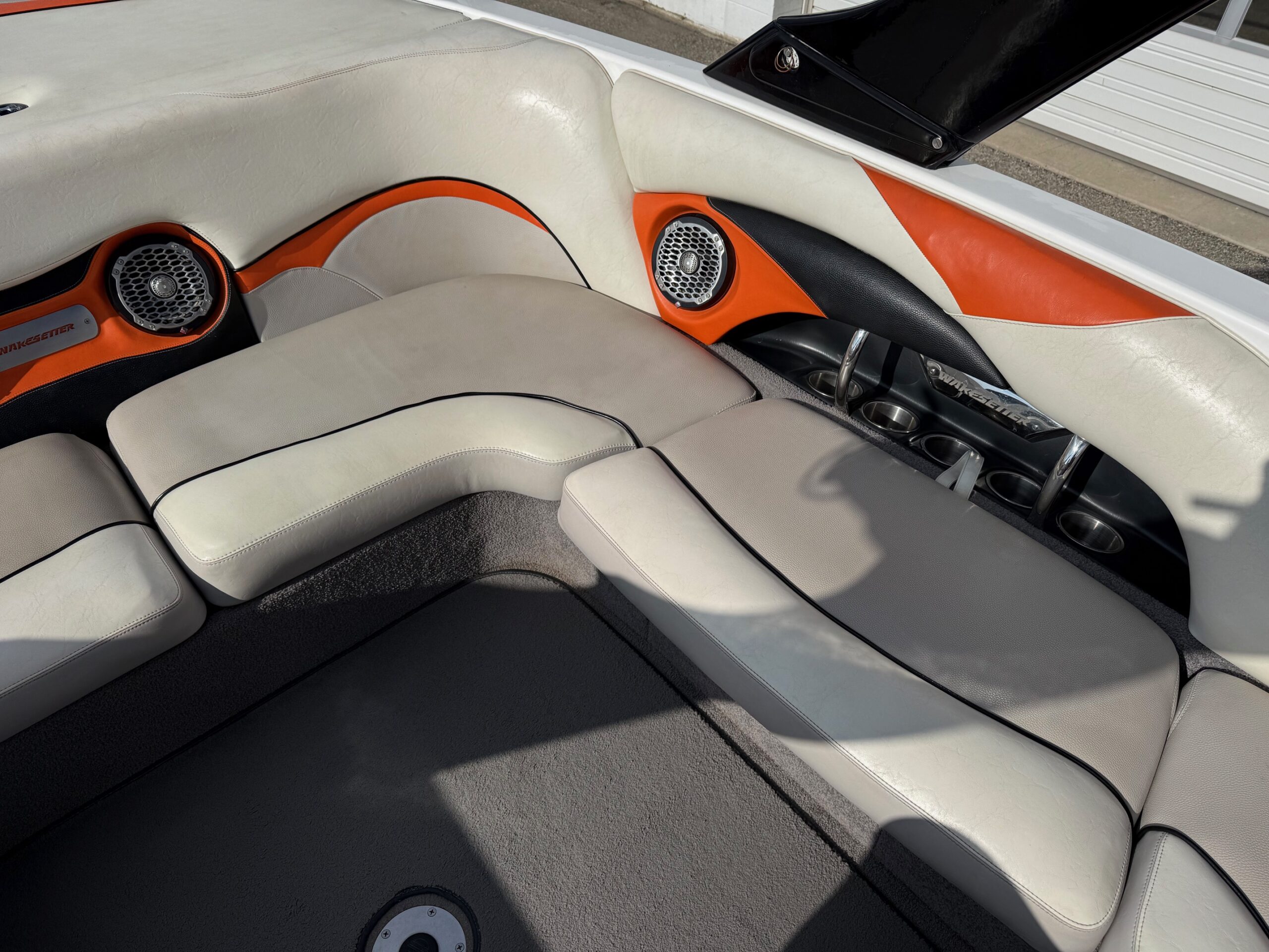 2009 21' Malibu Wakesetter VLX" Bowrider - Image 15