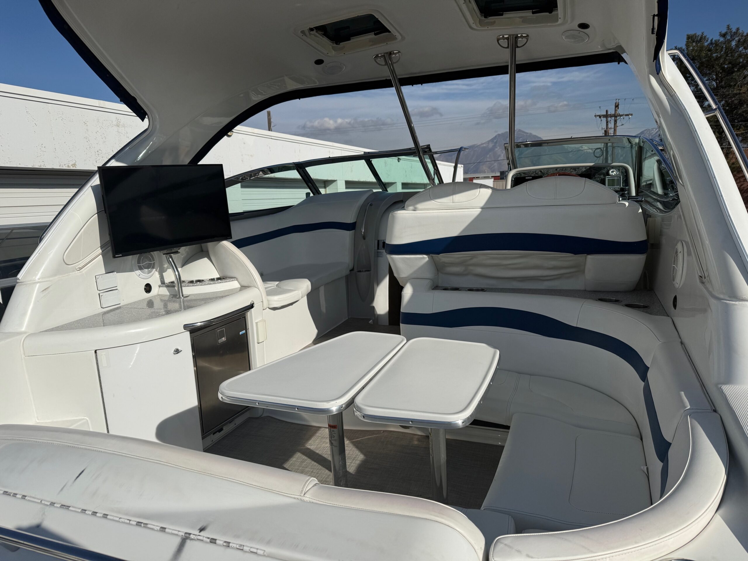 2009 34' Formula "34 PC" Yacht - Image 18