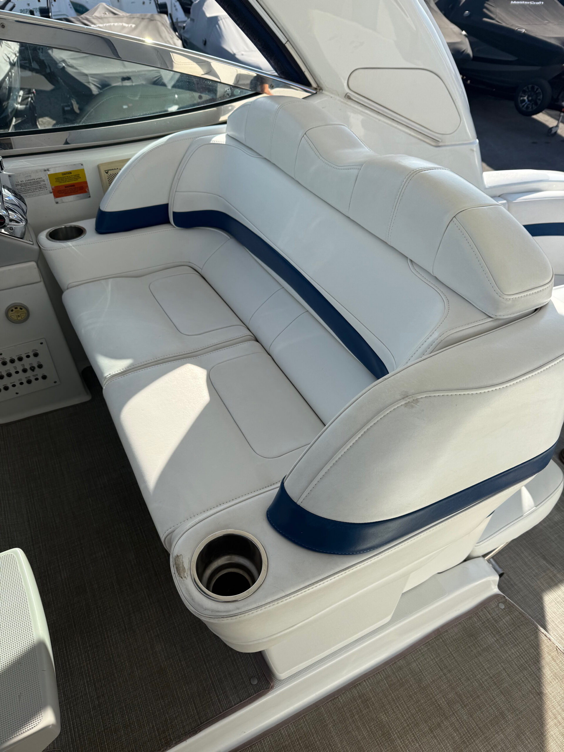 2009 34' Formula "34 PC" Yacht - Image 22