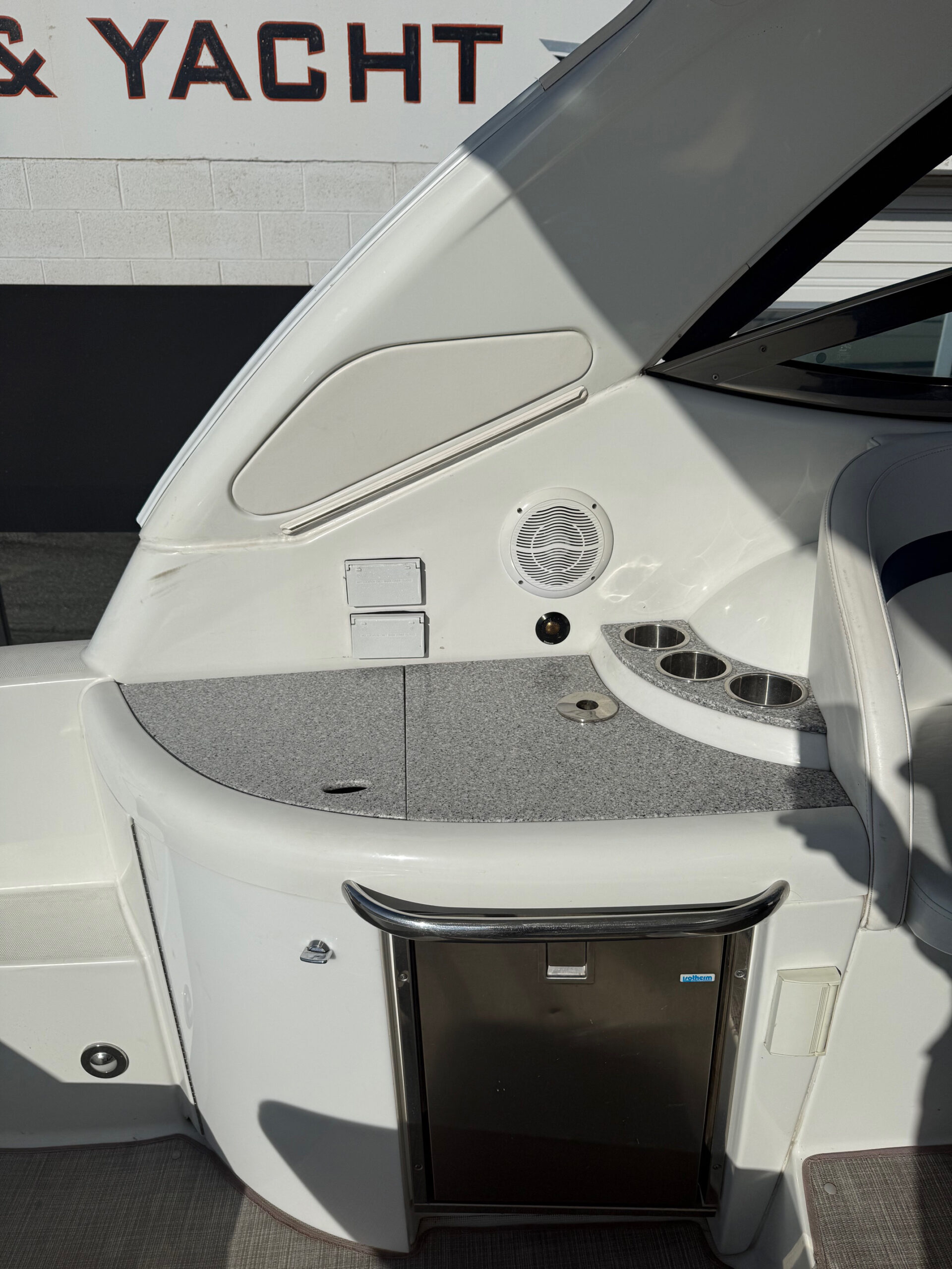 2009 34' Formula "34 PC" Yacht - Image 16