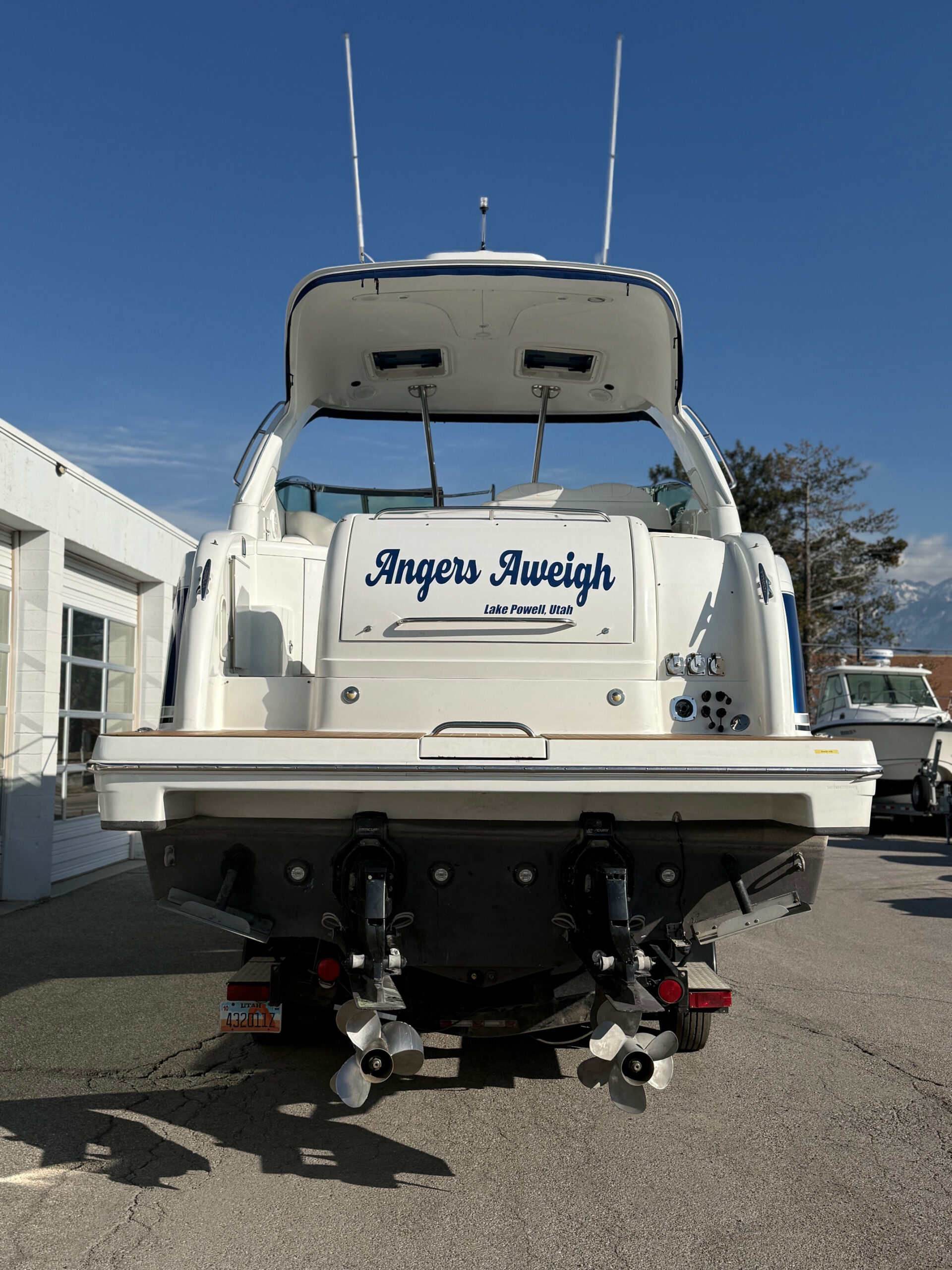 2009 34' Formula "34 PC" Yacht - Image 7