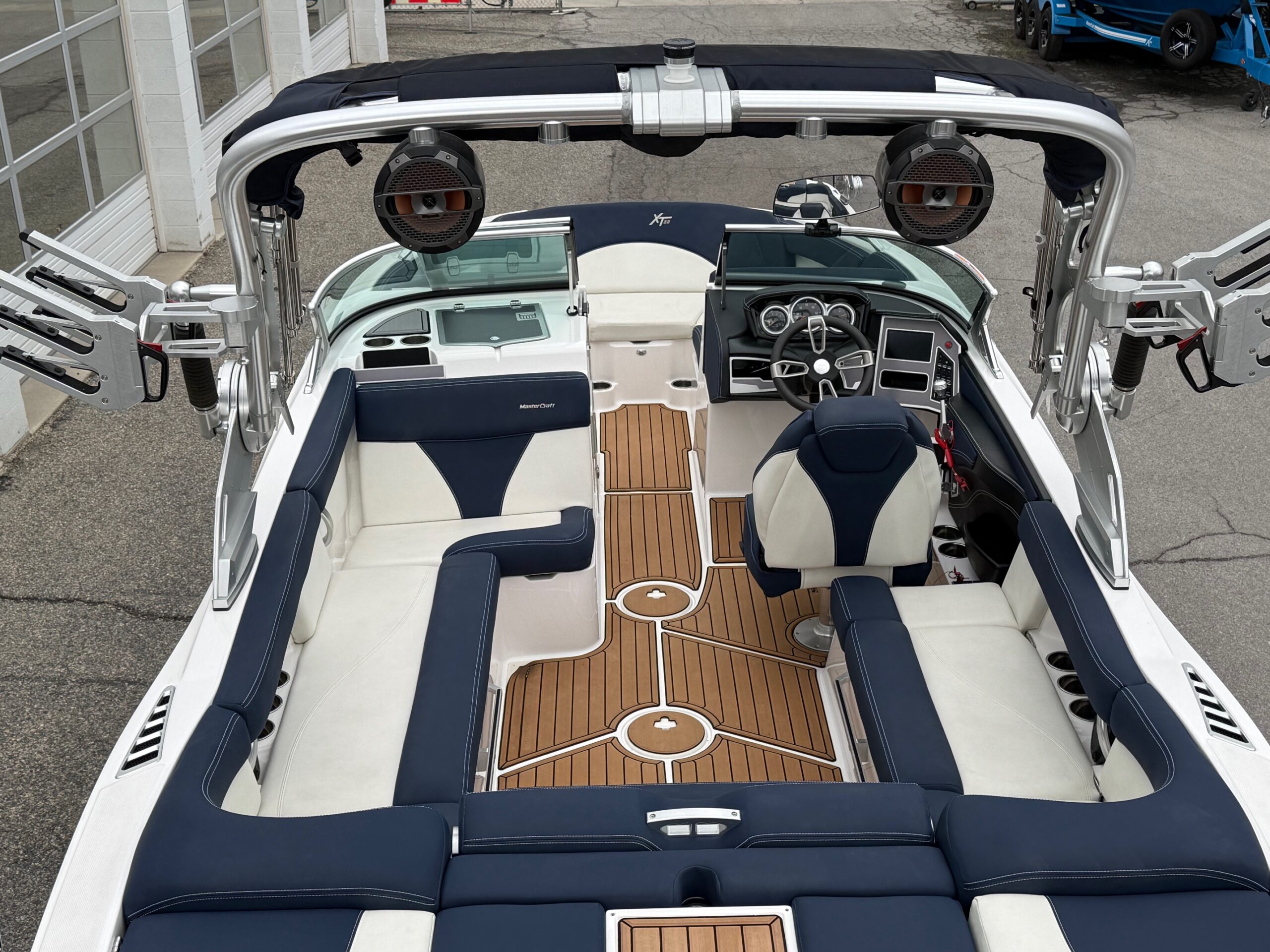 2019 22' MasterCraft "XT22" Bowrider - Image 15