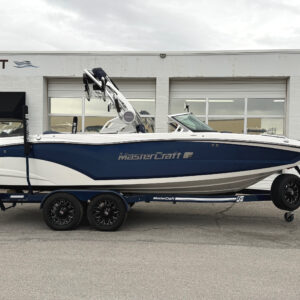 2019 22' MasterCraft "XT22" Bowrider
