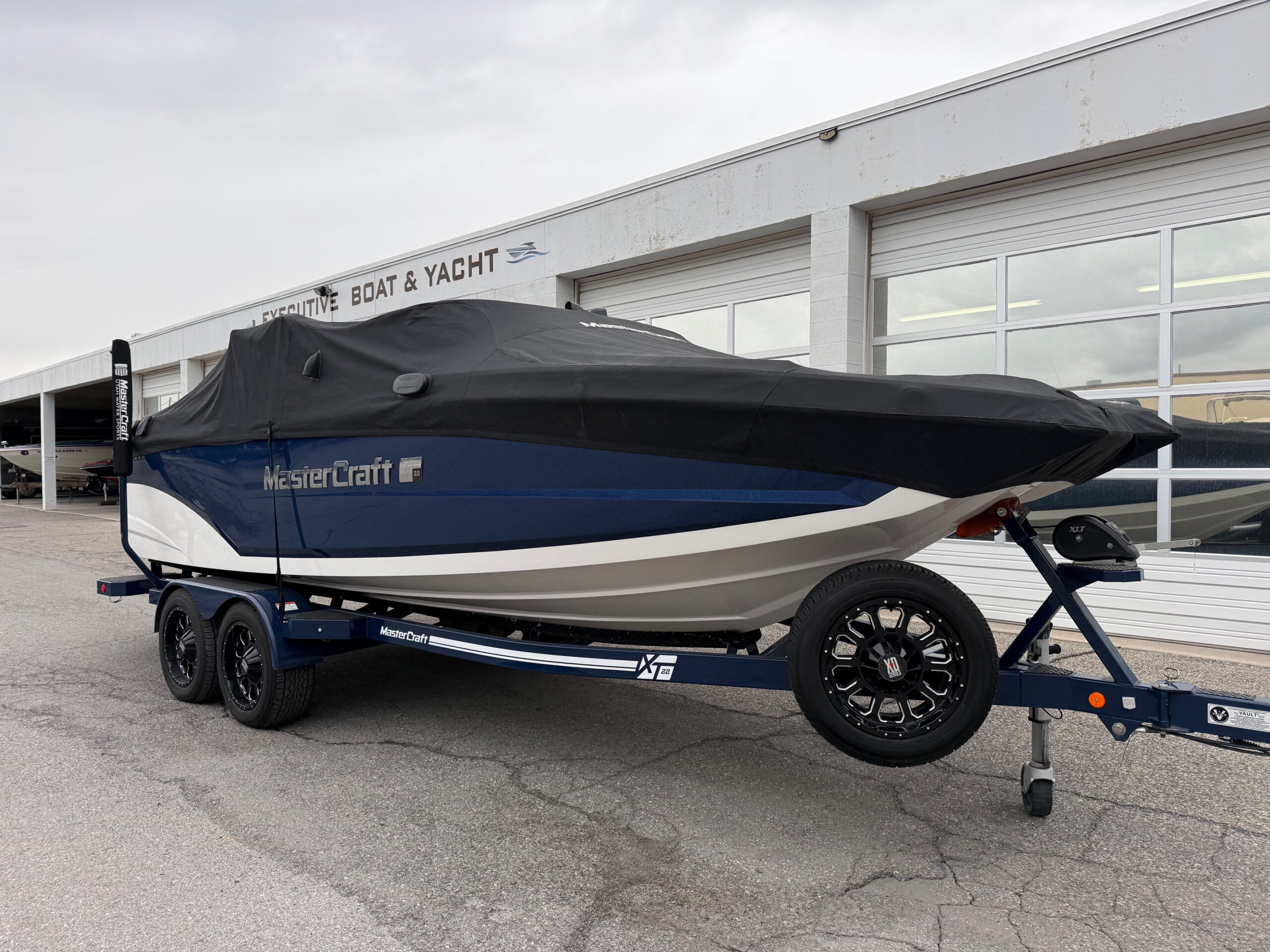 2019 22' MasterCraft "XT22" Bowrider - Image 6