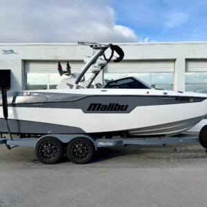 2022 22' Malibu "M220" Bowrider