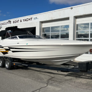 2000 26' Campion Chase 800 "Cuddy"