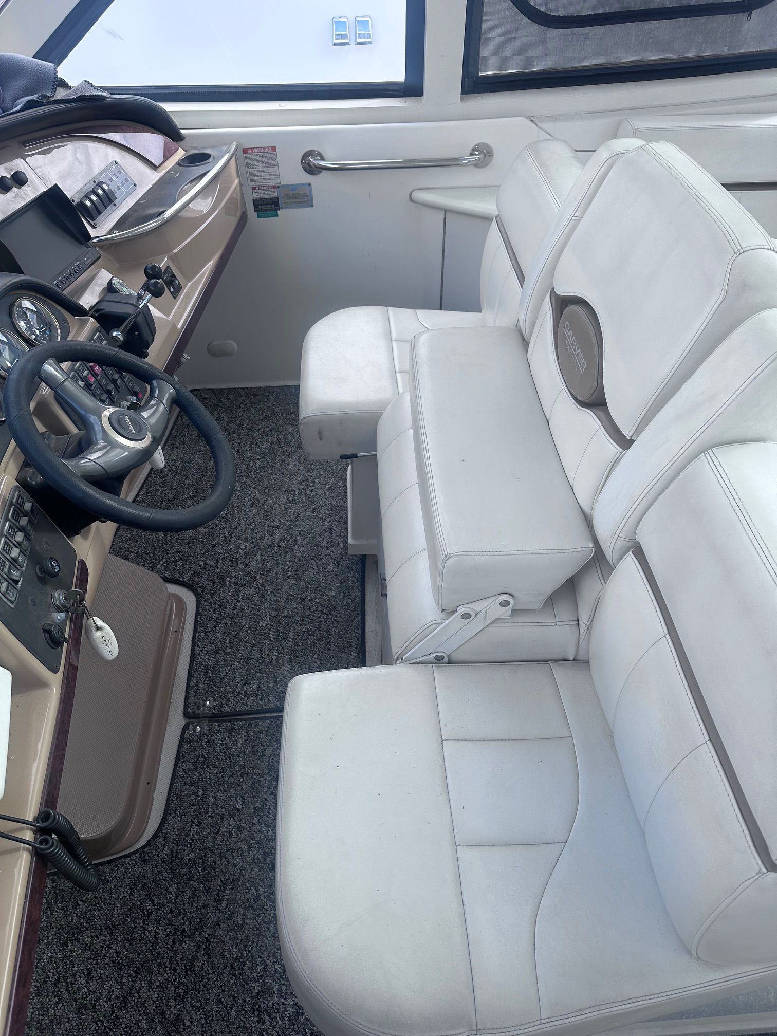 2002 50' Carver "506 Motor Yacht" - Image 15