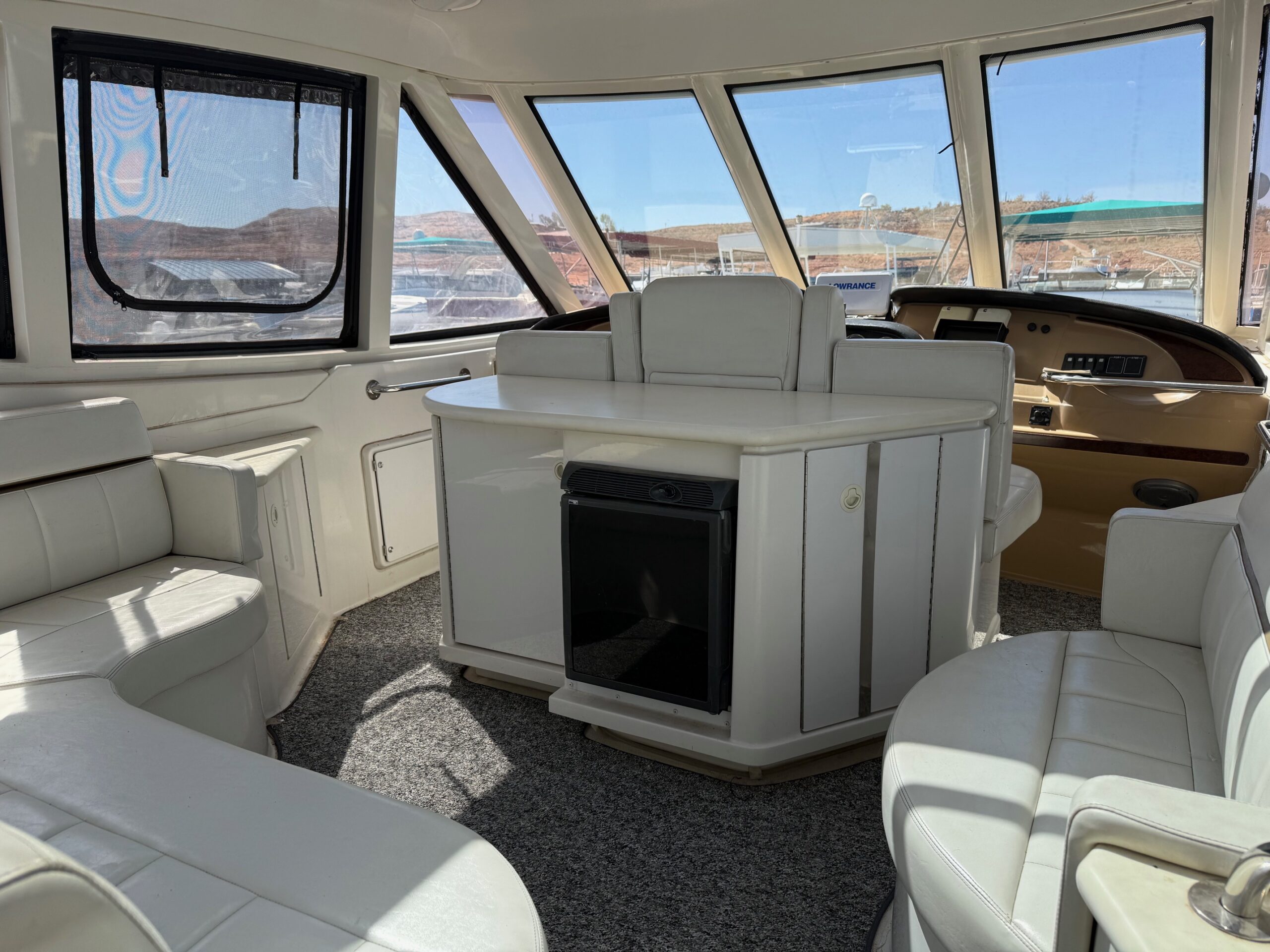 2002 50' Carver "506 Motor Yacht" - Image 18