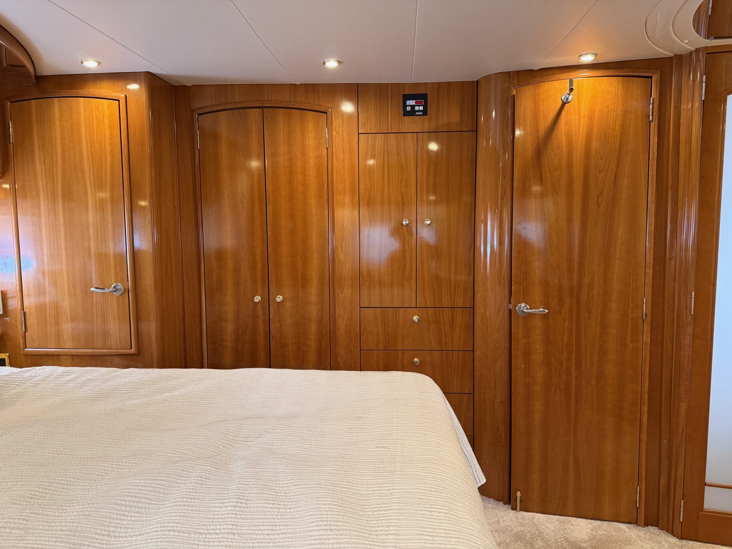 2002 50' Carver "506 Motor Yacht" - Image 56