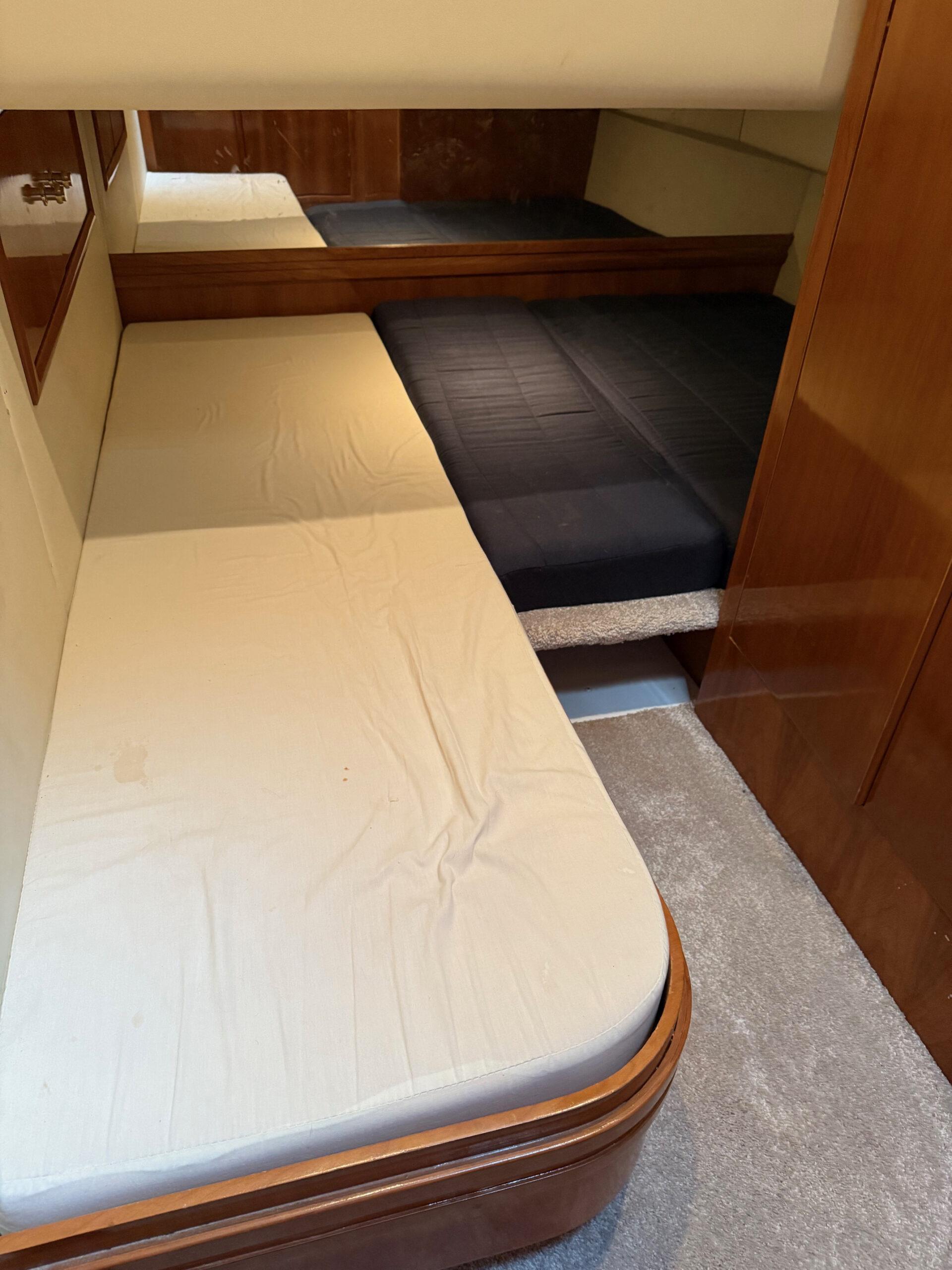 2002 50' Carver "506 Motor Yacht" - Image 37