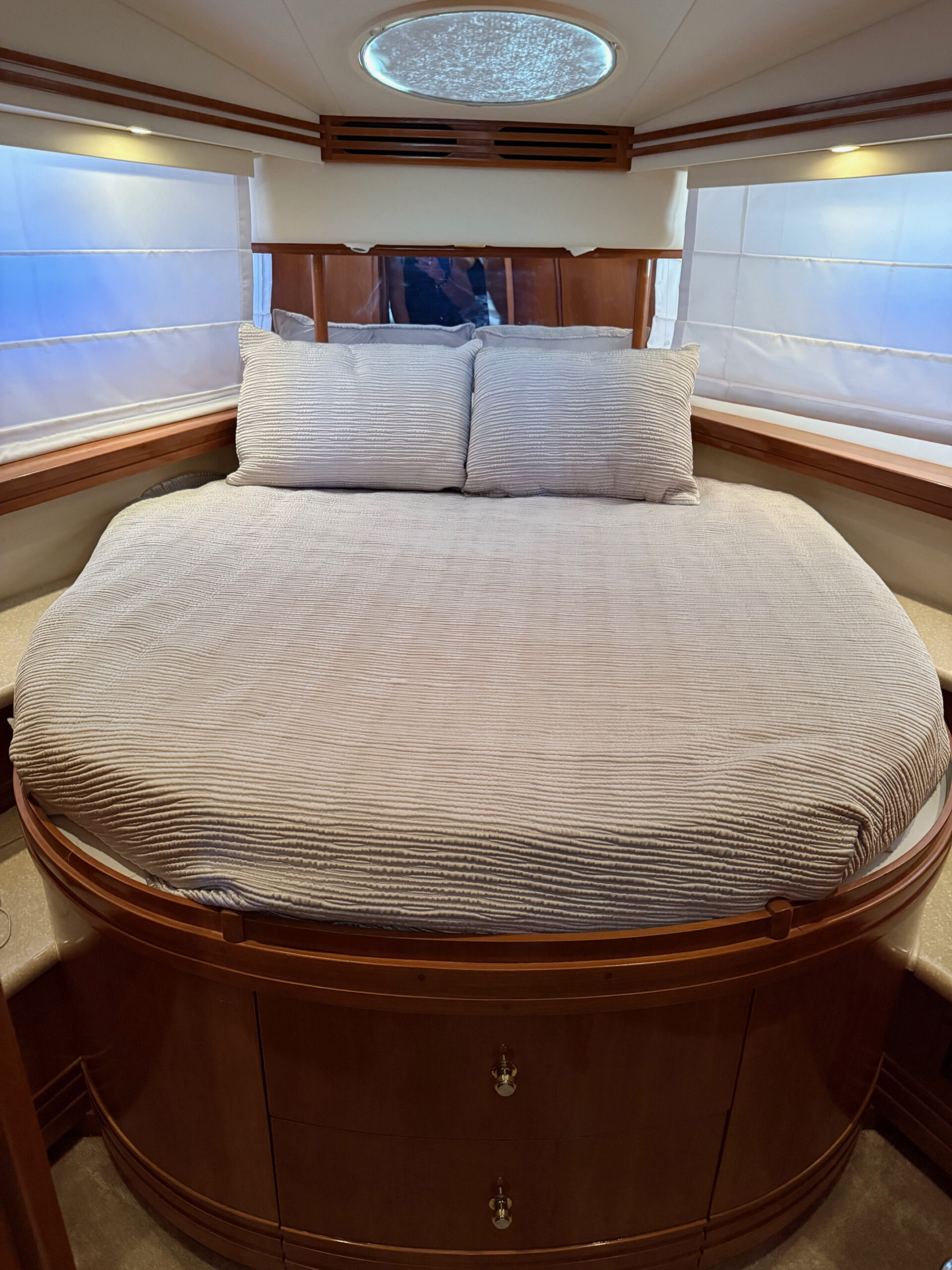 2002 50' Carver "506 Motor Yacht" - Image 41