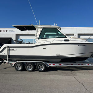 2016 28 Boston Whaler "Conquest" Pilot House