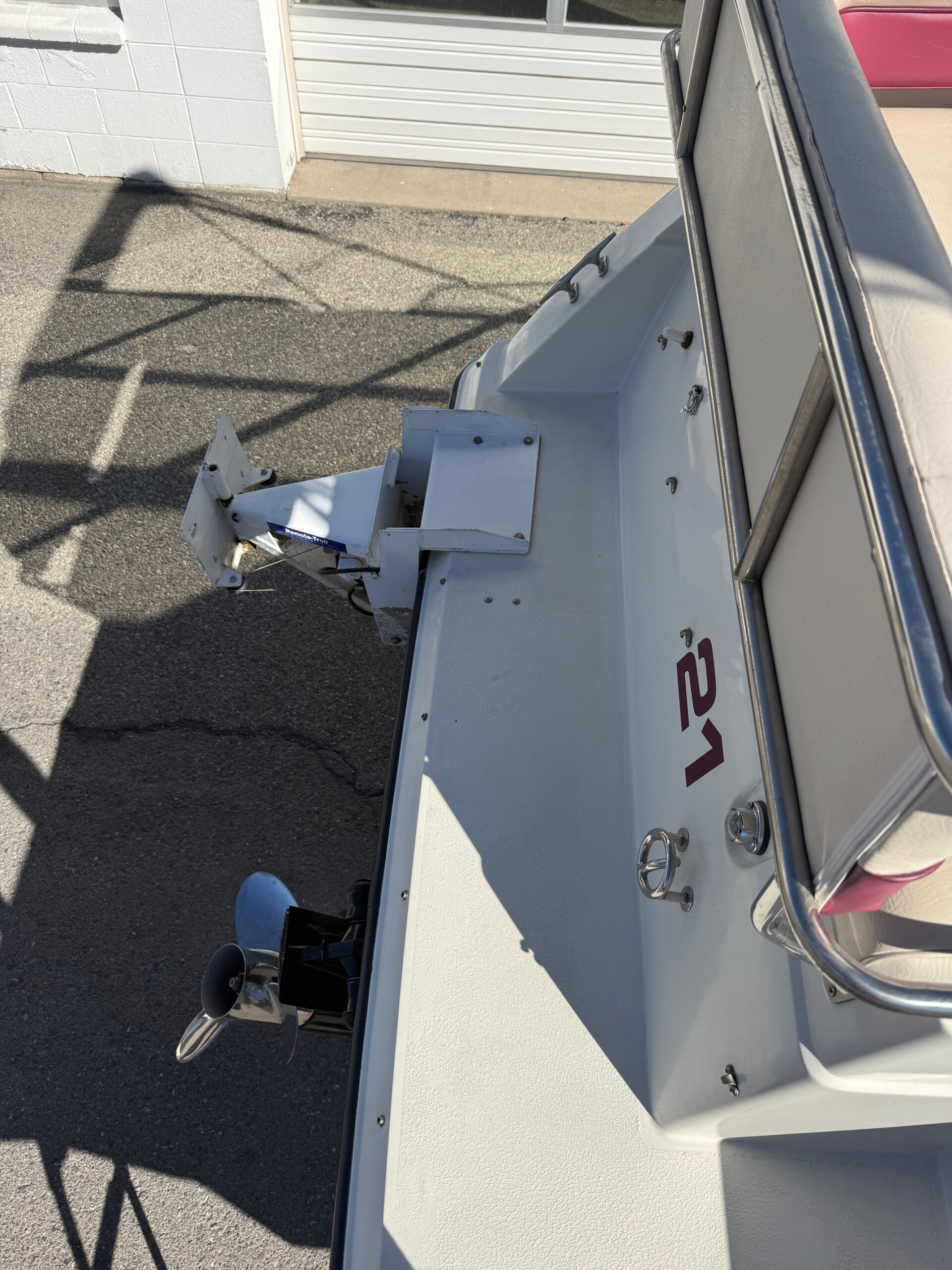 1990 21' Carver "Montego 2157" Cruiser - Image 16