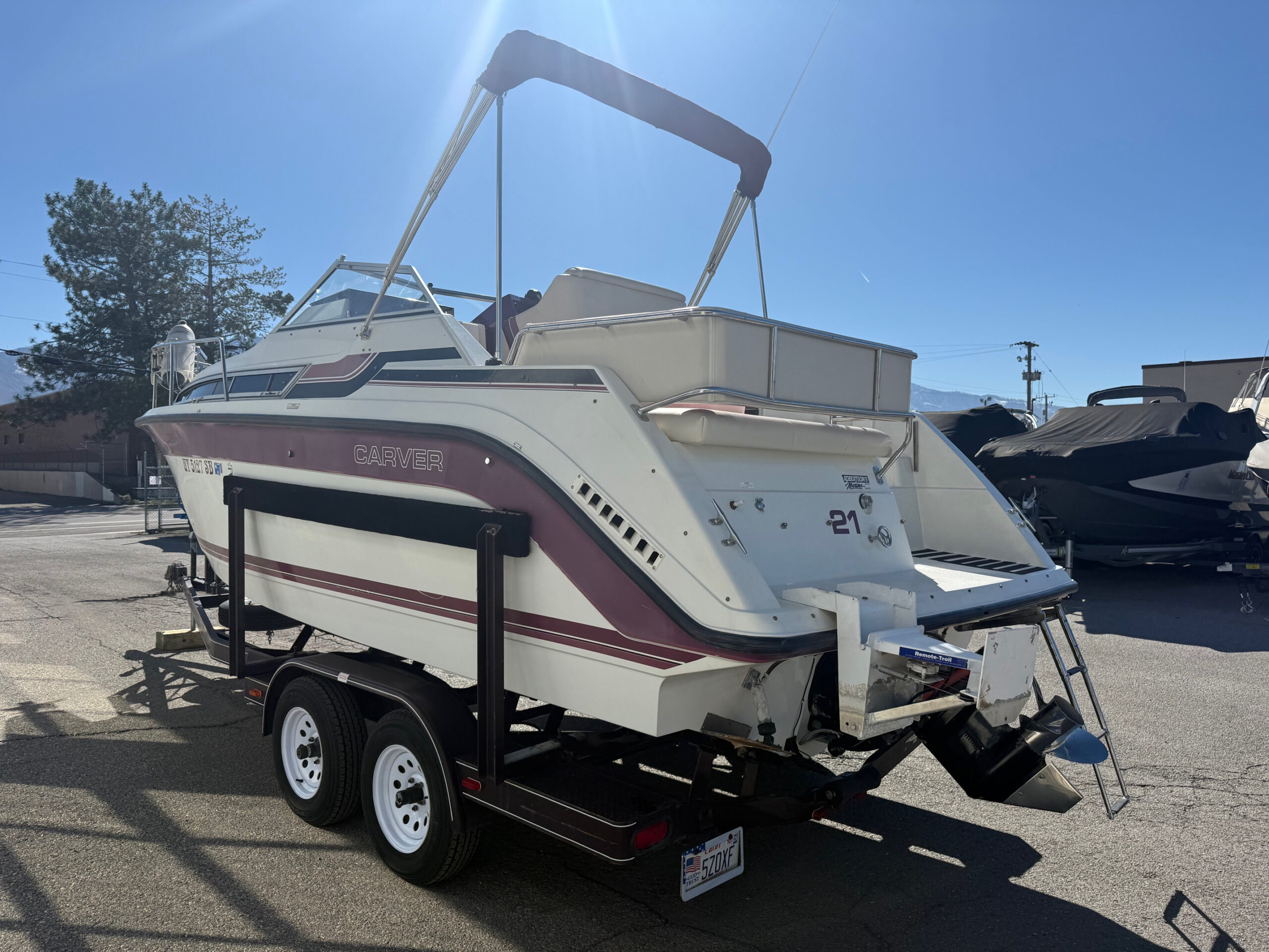 1990 21' Carver "Montego 2157" Cruiser - Image 6