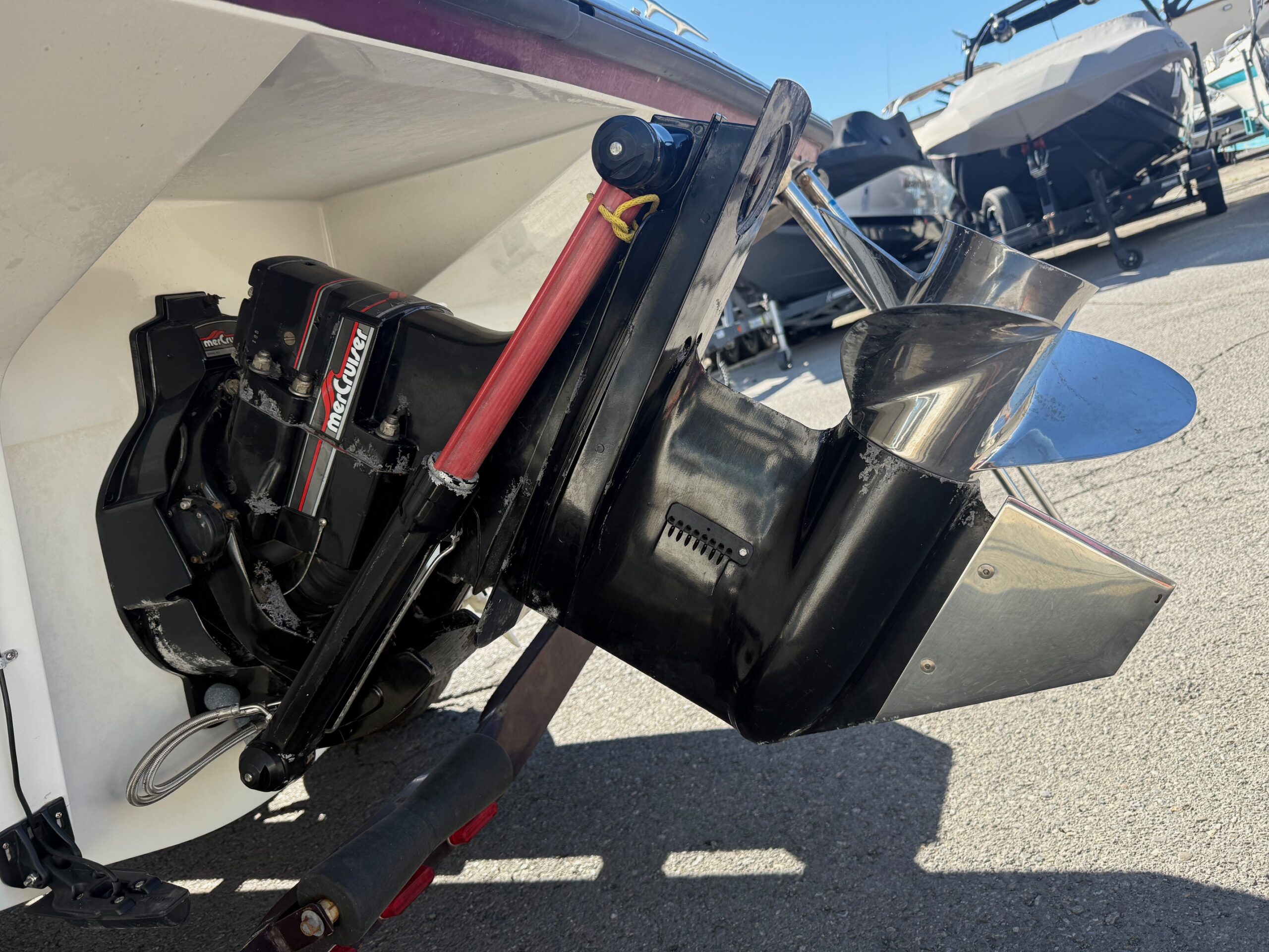 1990 21' Carver "Montego 2157" Cruiser - Image 7