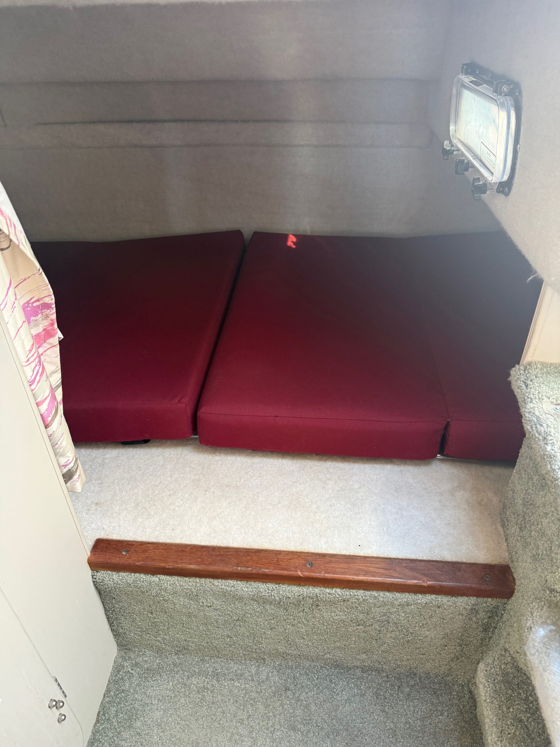 1990 21' Carver "Montego 2157" Cruiser - Image 31