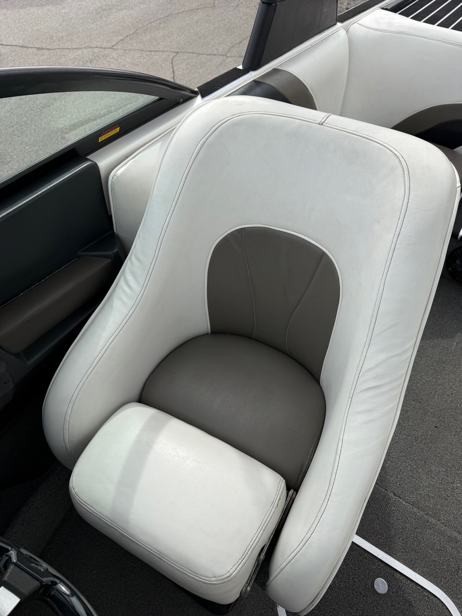 2006 21' Malibu "V-Ride" Bowrider - Image 25