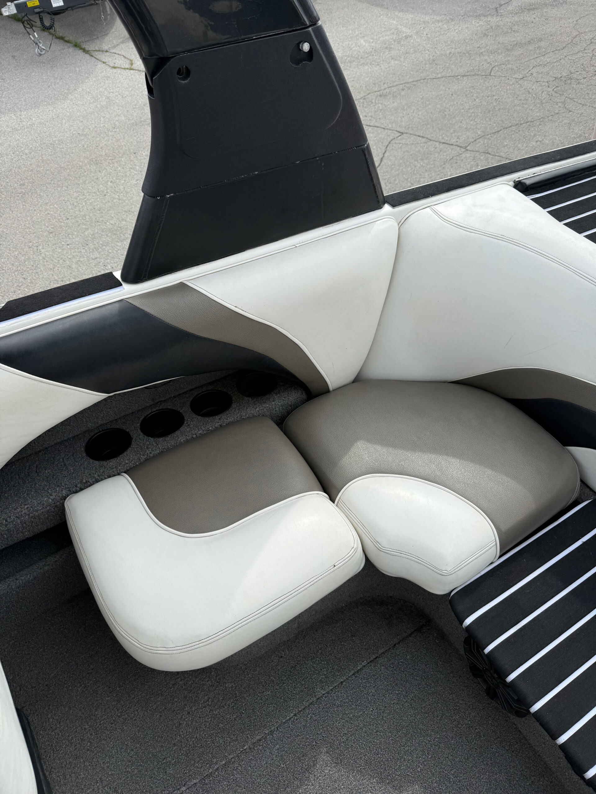 2006 21' Malibu "V-Ride" Bowrider - Image 27