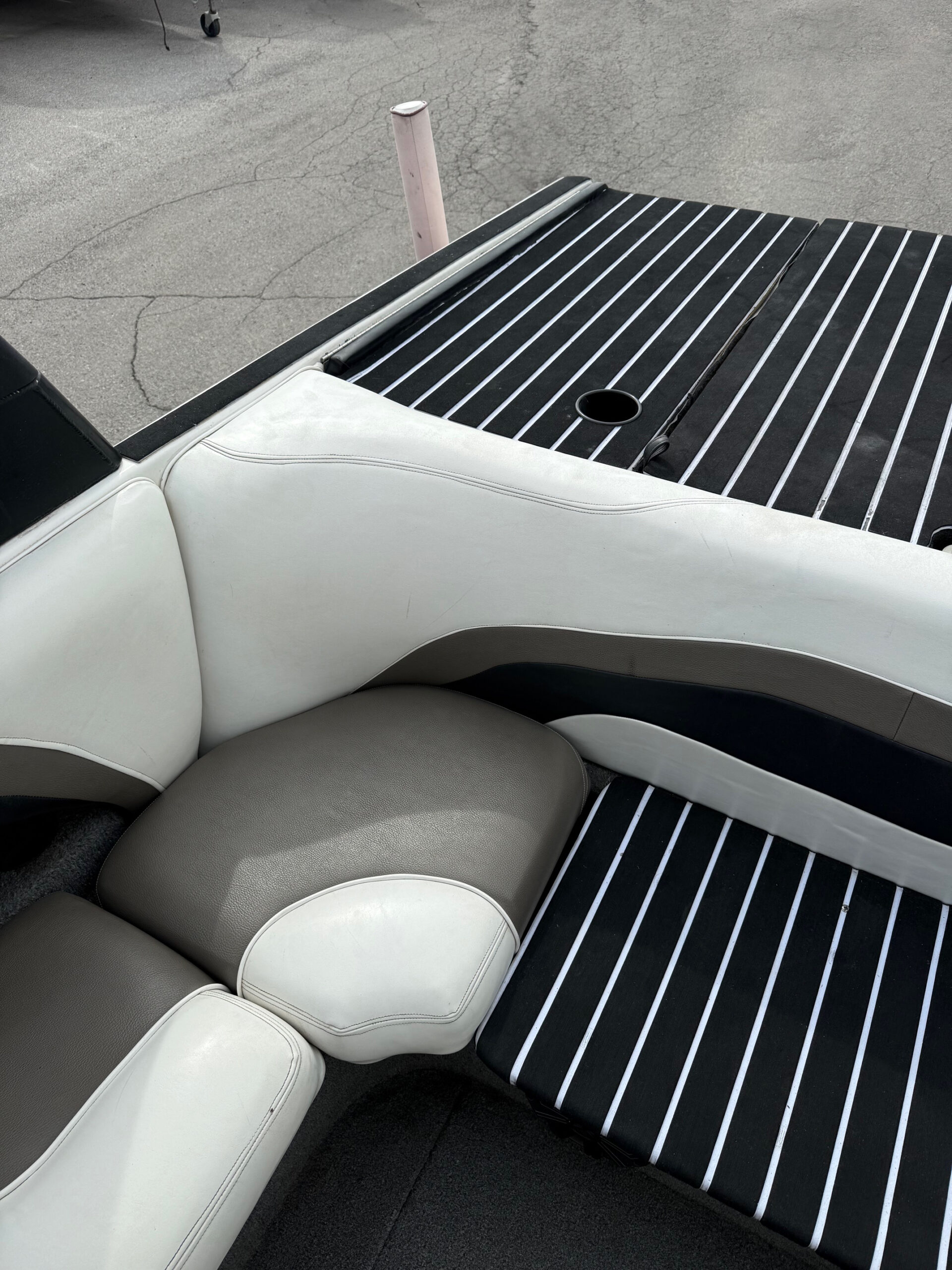 2006 21' Malibu "V-Ride" Bowrider - Image 28