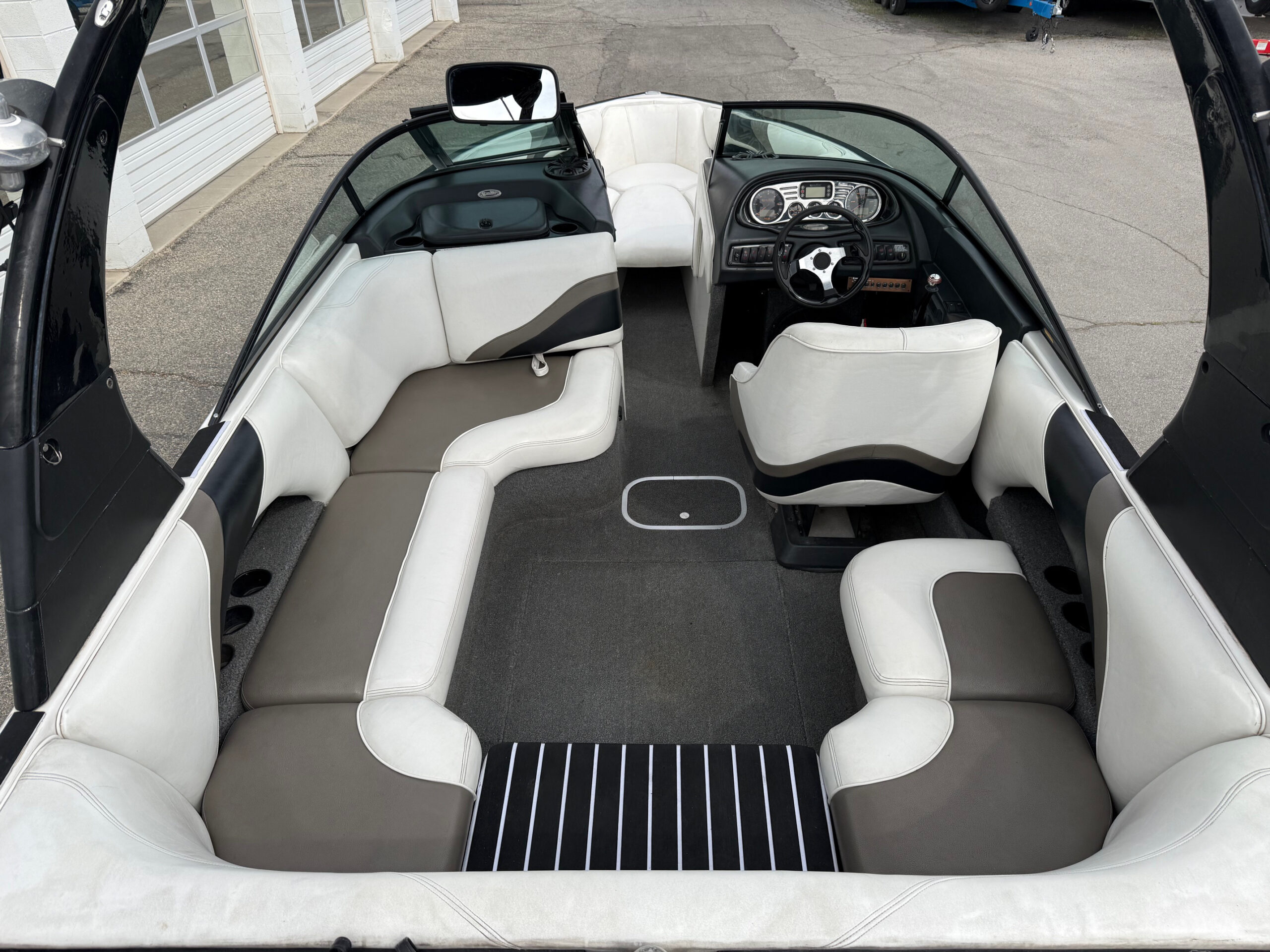 2006 21' Malibu "V-Ride" Bowrider - Image 14