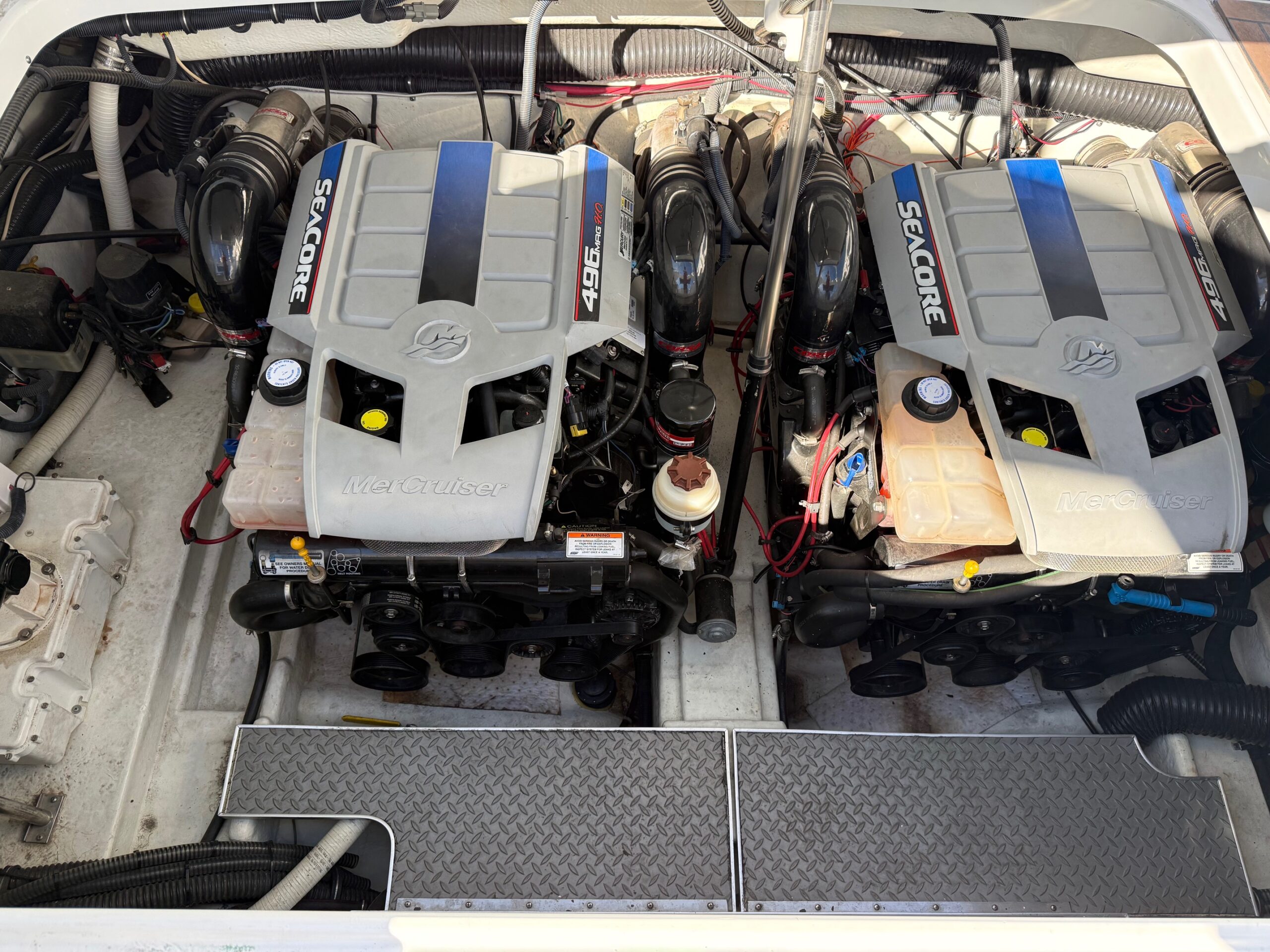 2009 35' Formula "350 Sun Sport" - Image 26