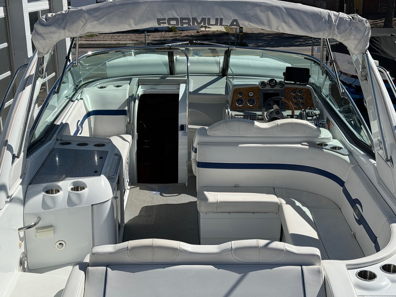 2009 35' Formula "350 Sun Sport" - Image 31