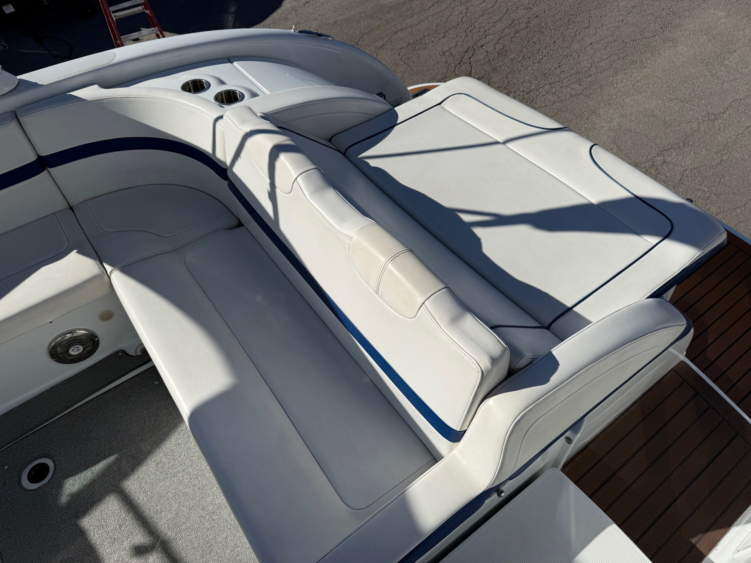 2009 35' Formula "350 Sun Sport" - Image 38