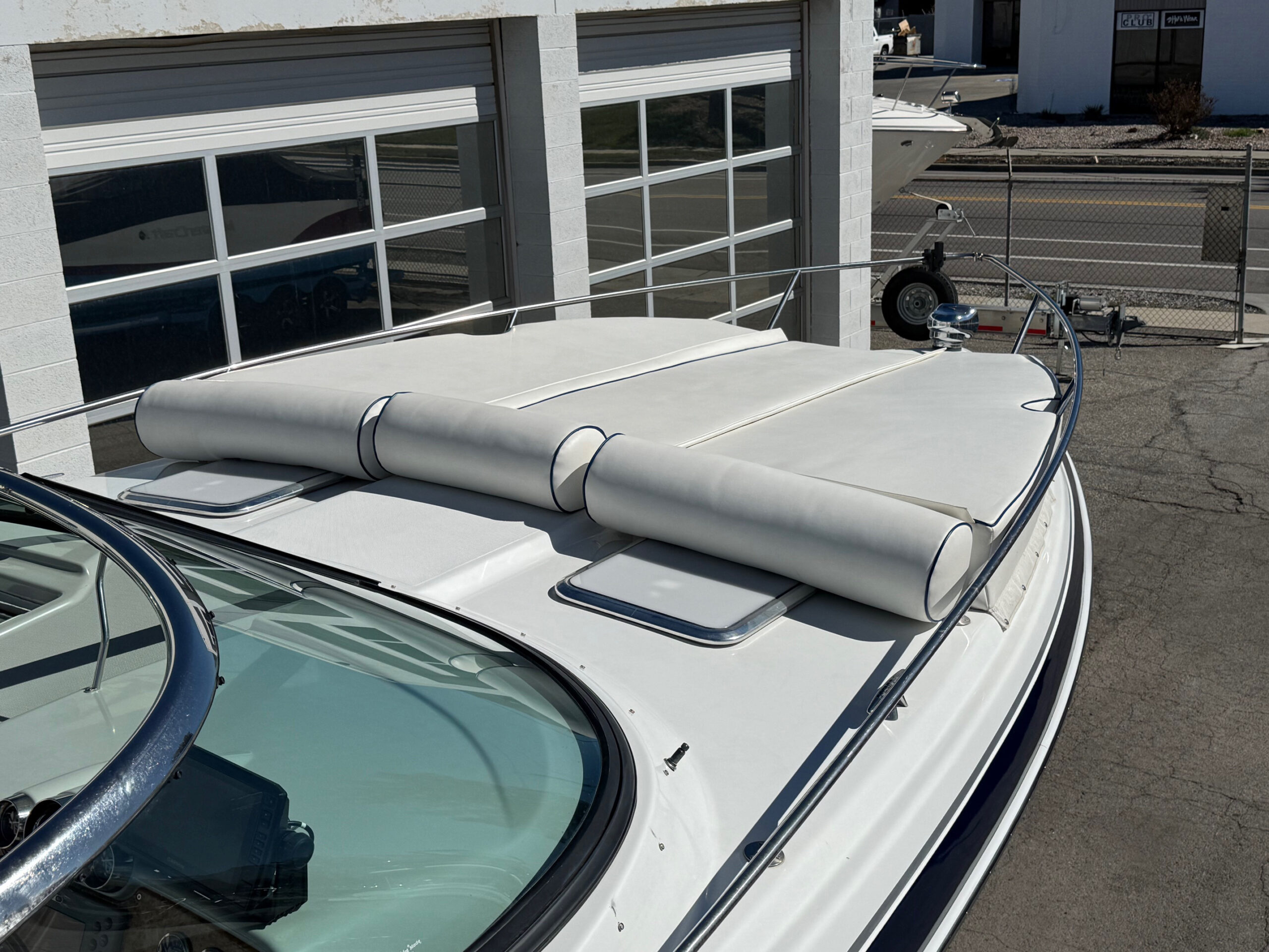 2009 35' Formula "350 Sun Sport" - Image 18