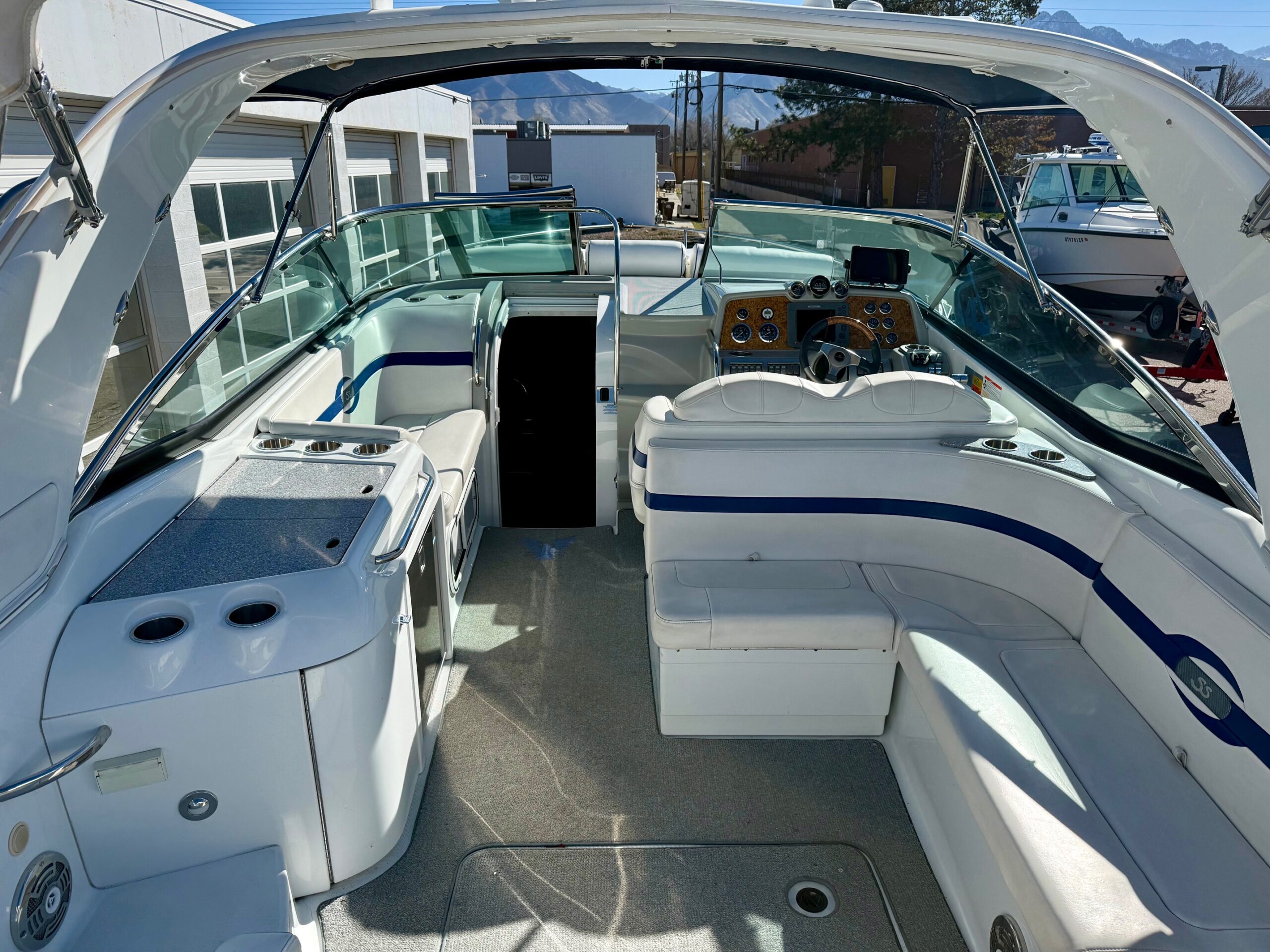 2009 35' Formula "350 Sun Sport" - Image 19