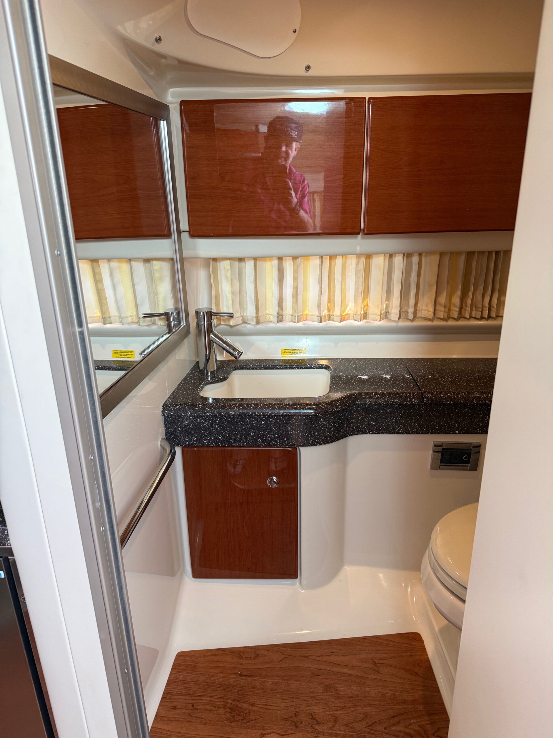 2009 35' Formula "350 Sun Sport" - Image 59