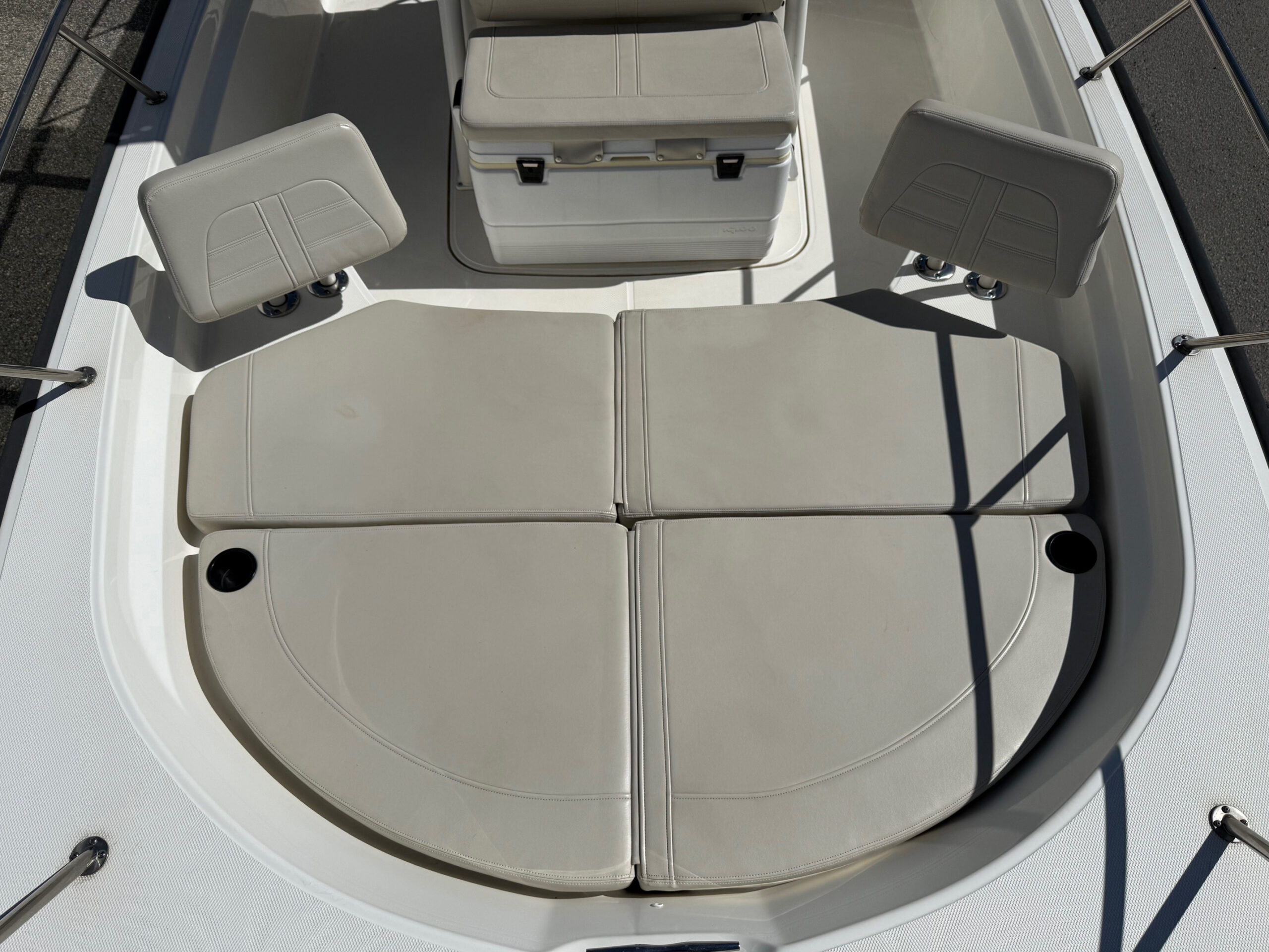 2021 21' Boston Whaler "210 Montauk" - Image 8