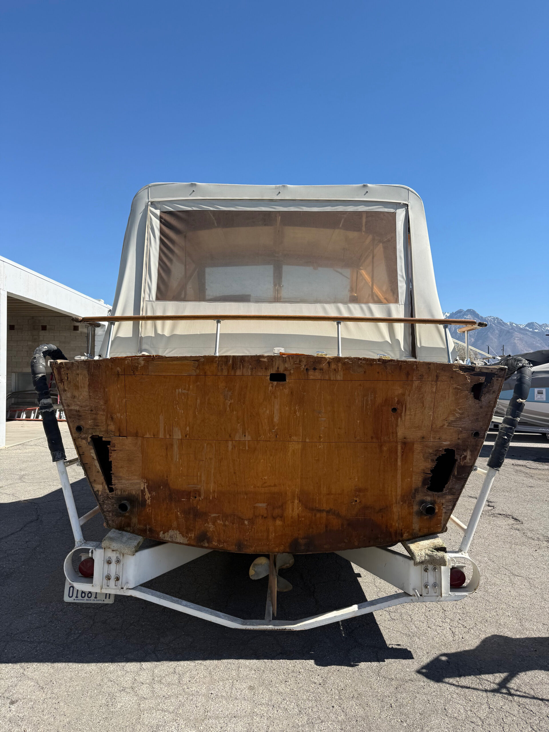 1965 27' Chris-Craft "Cavalier" - Image 6