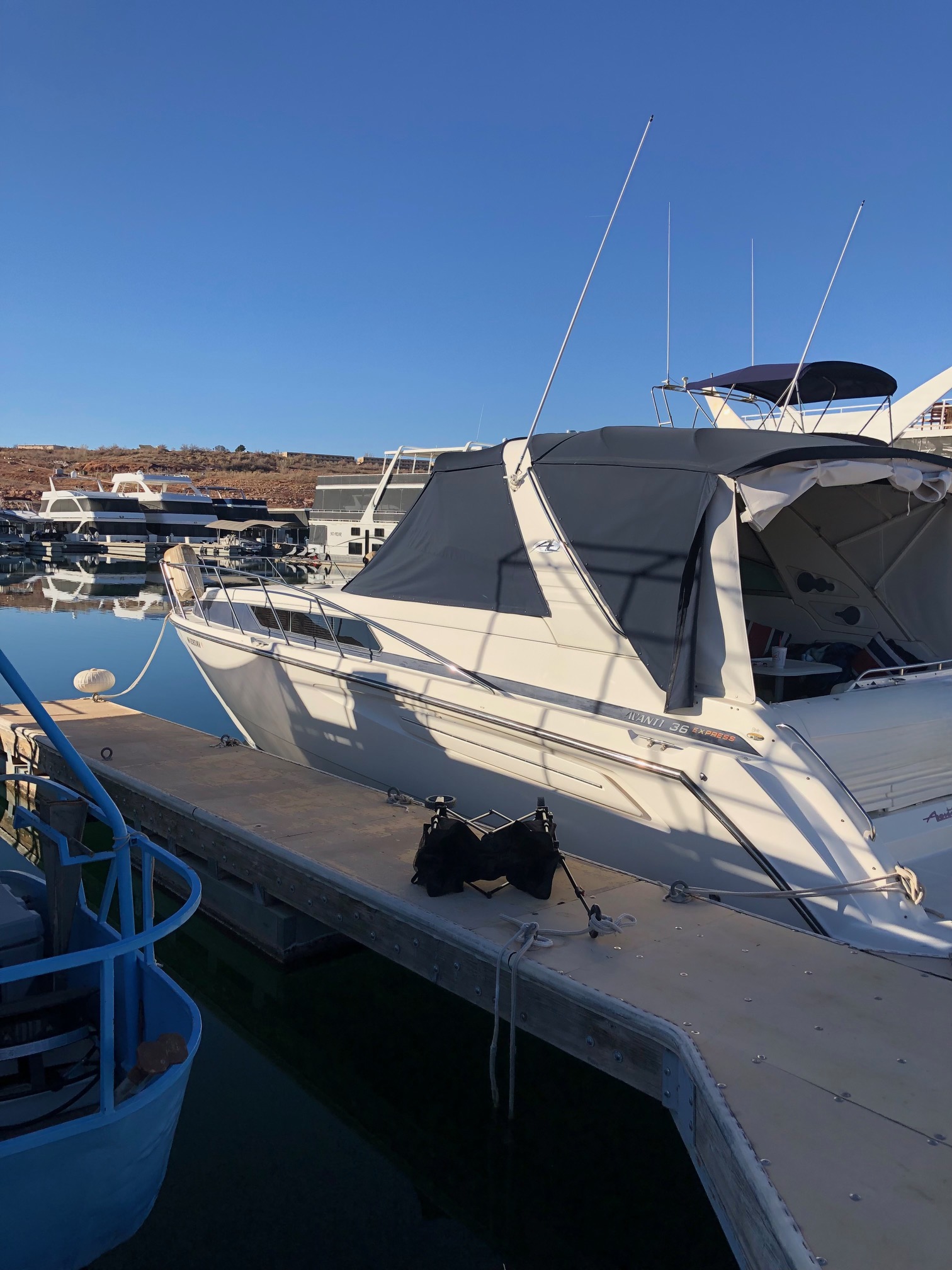 1998 36' Bayliner Avanti "3685 Sunbridge" - Image 5