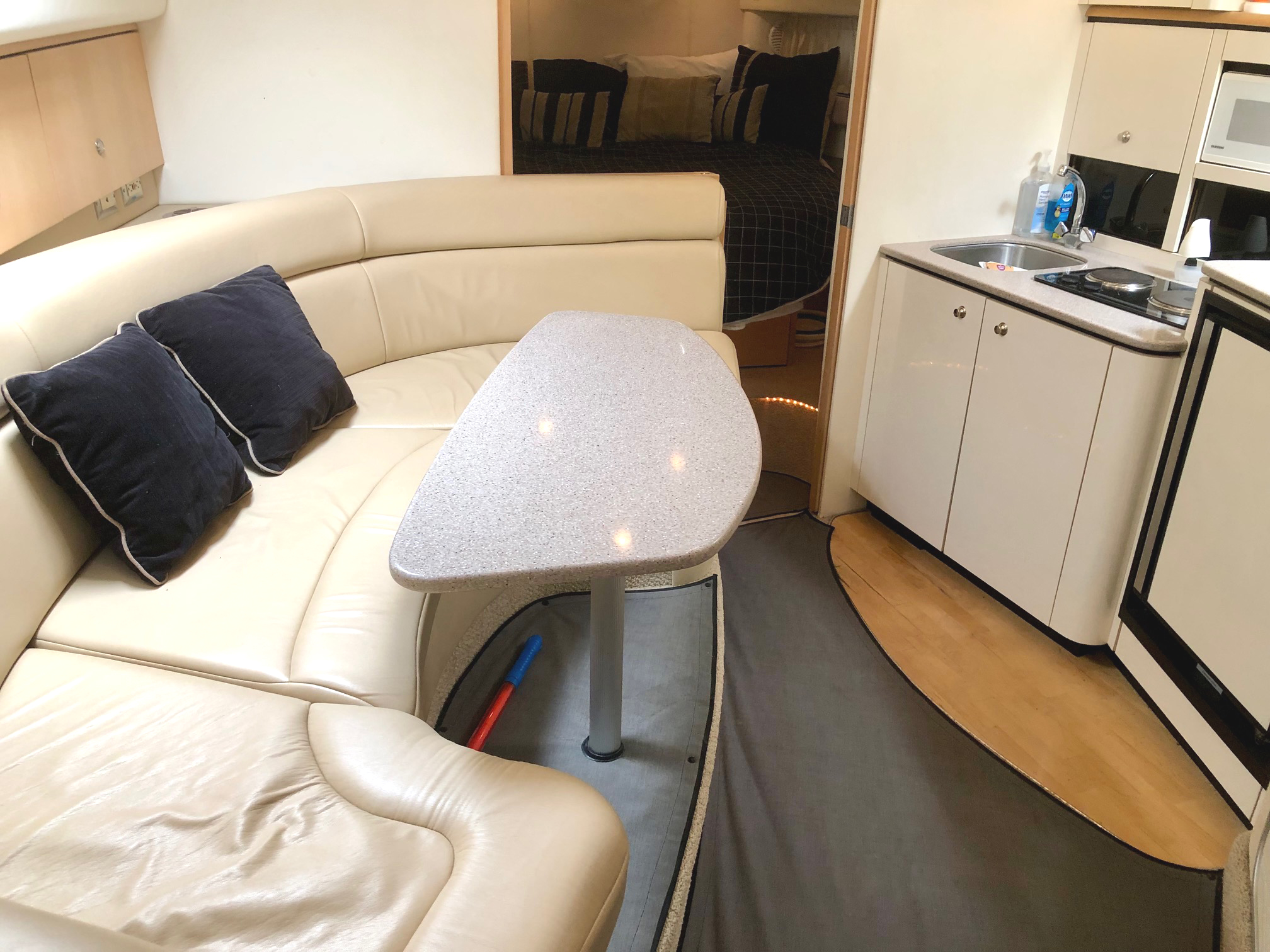 1998 36' Bayliner Avanti "3685 Sunbridge" - Image 17